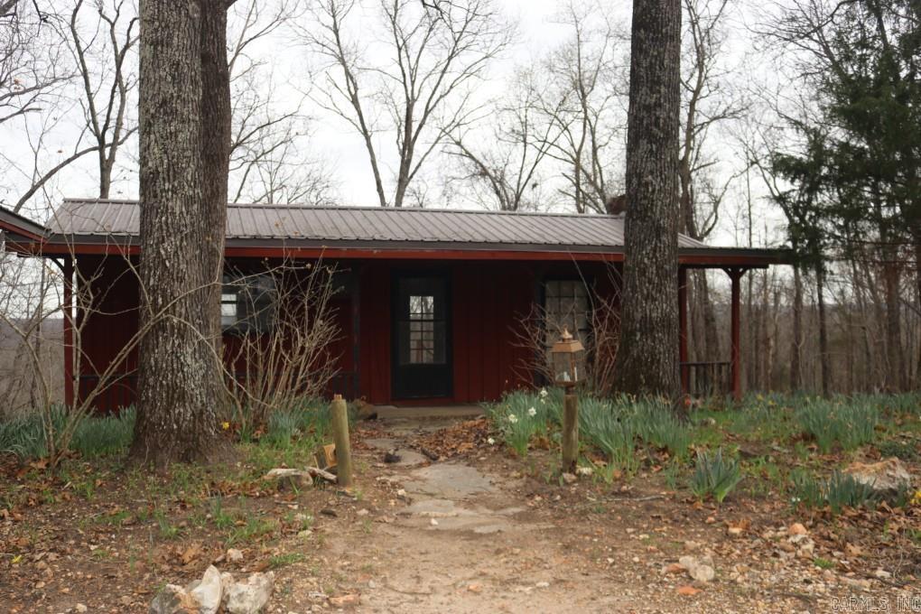 826 Crooked Creek  Mountain View, AR