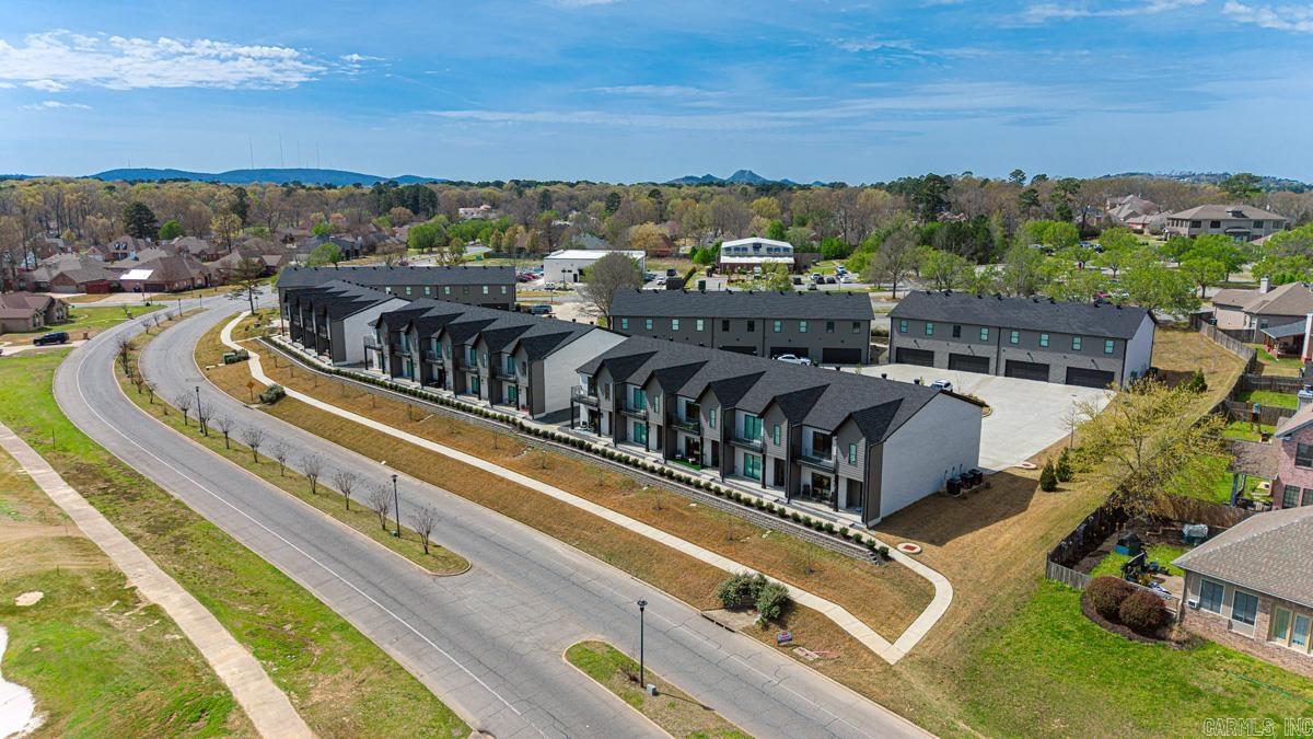 225 Country Club  Maumelle, AR