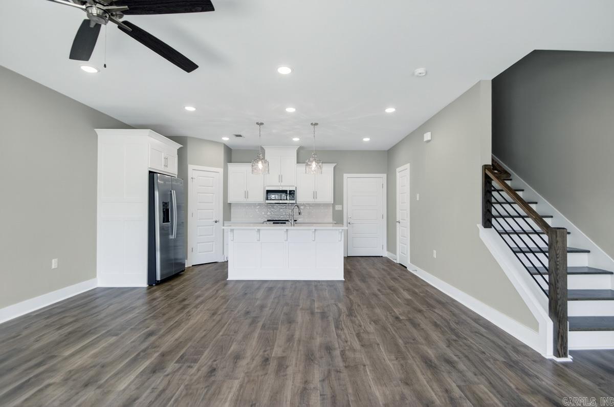 225 Country Club  Maumelle, AR