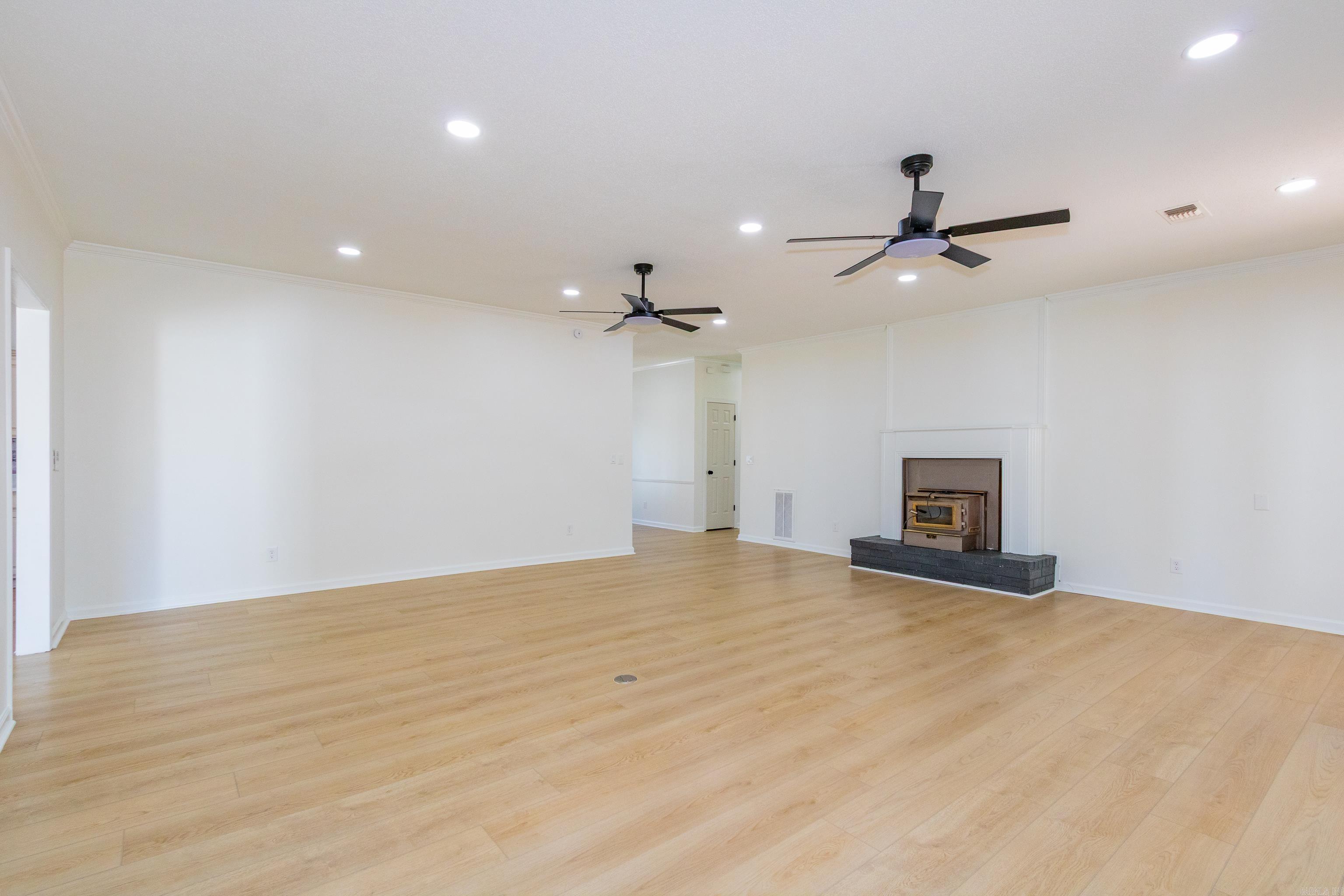 8700 OLD WARREN  Pine Bluff, AR