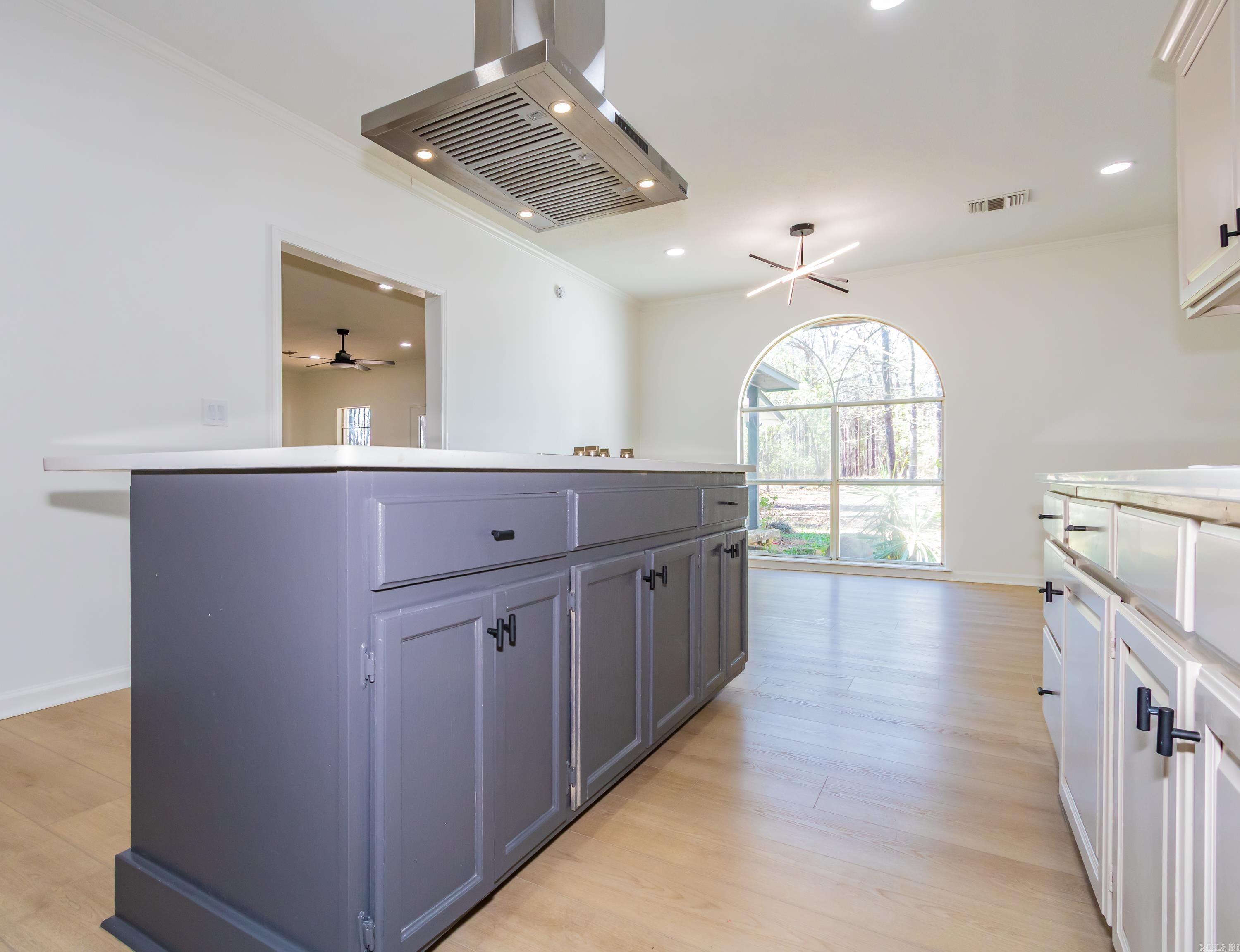 8700 OLD WARREN  Pine Bluff, AR