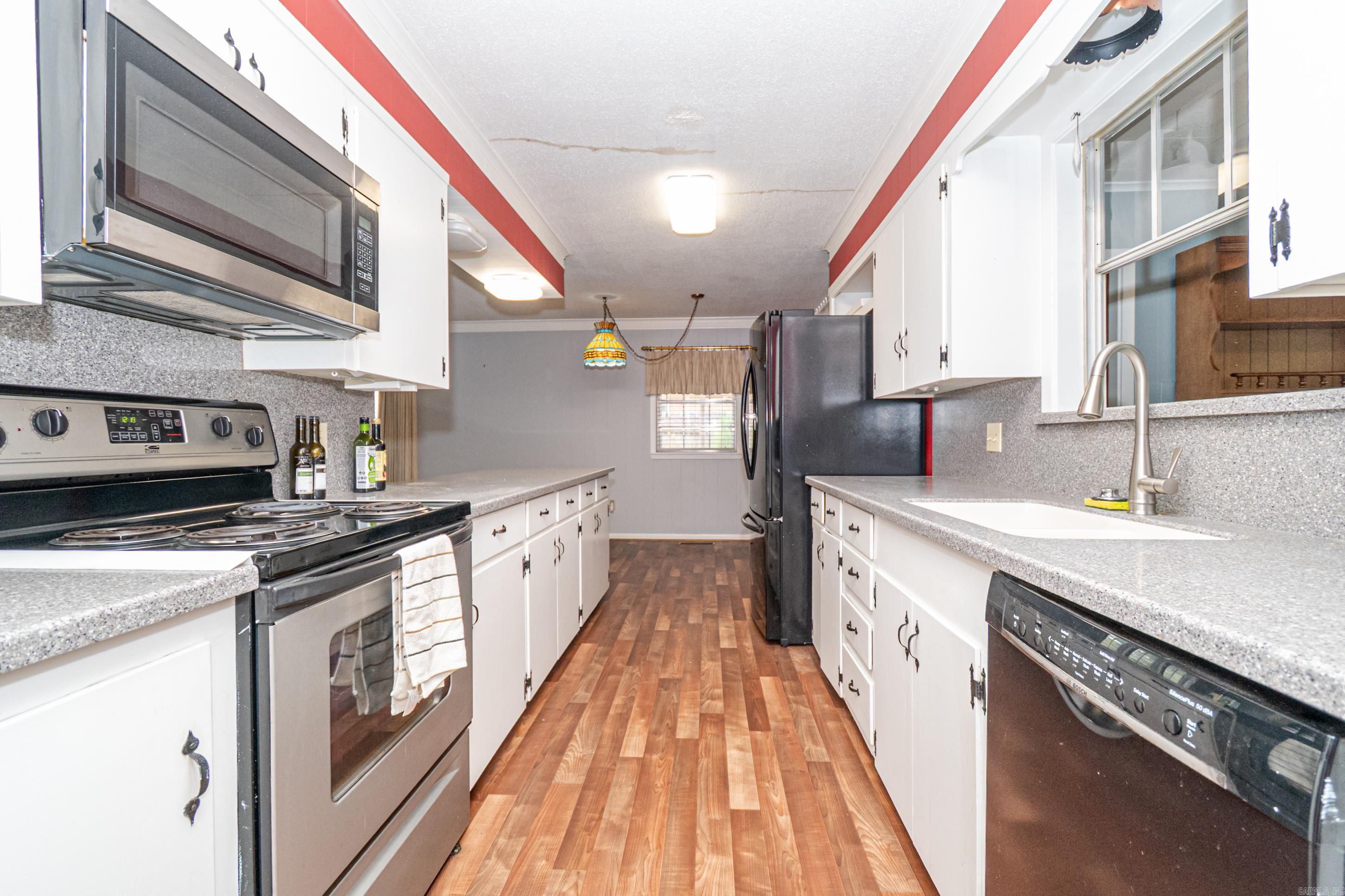1616 W Oak St  El Dorado, AR