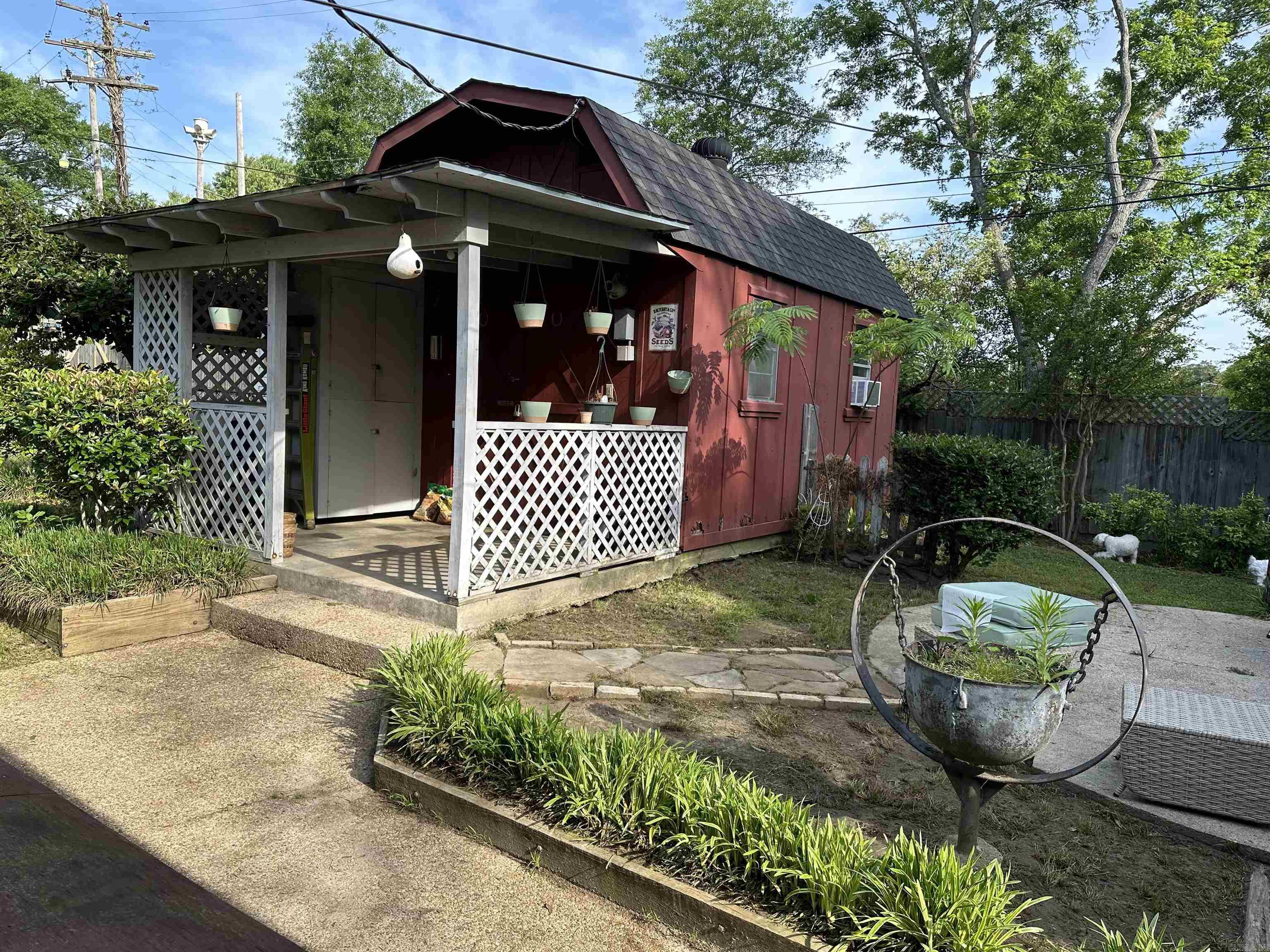 1616 W Oak St  El Dorado, AR
