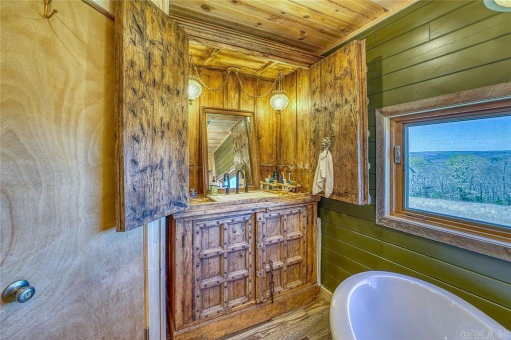 552 Deer Meadows  Yellville, AR