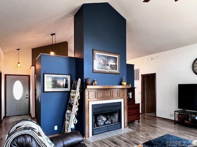 2 Balenciaga  Hot Springs Village, AR