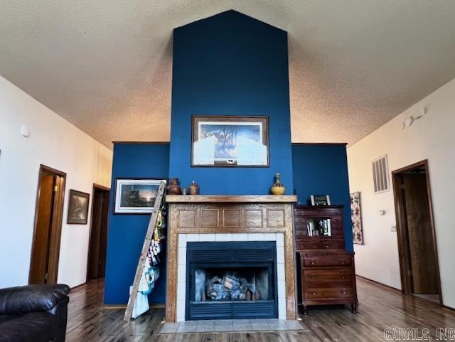 2 Balenciaga  Hot Springs Village, AR