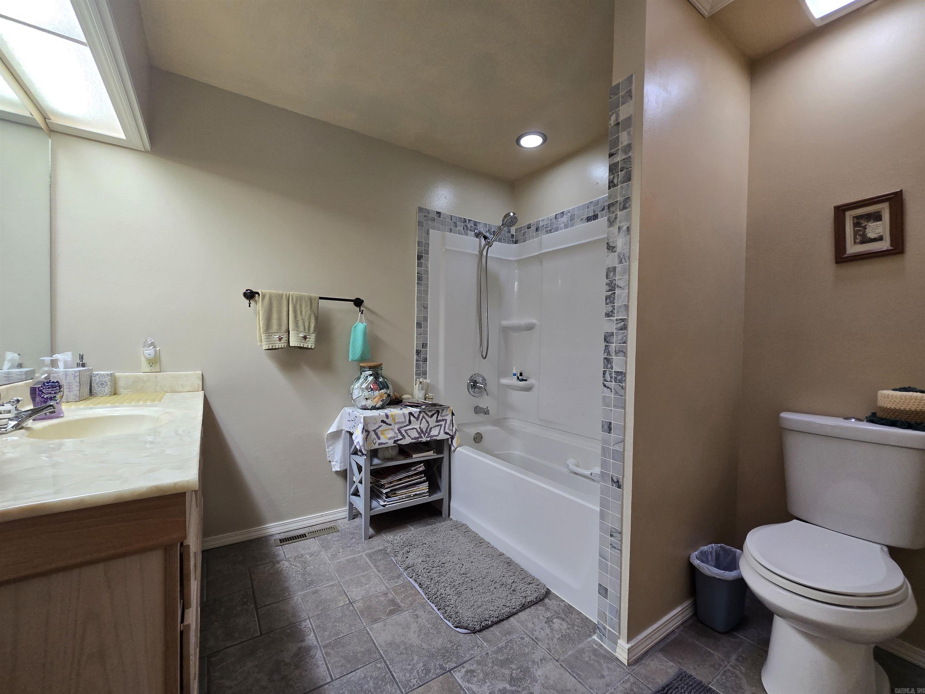 1819 Fairway Drive Mountain Home, AR 72653