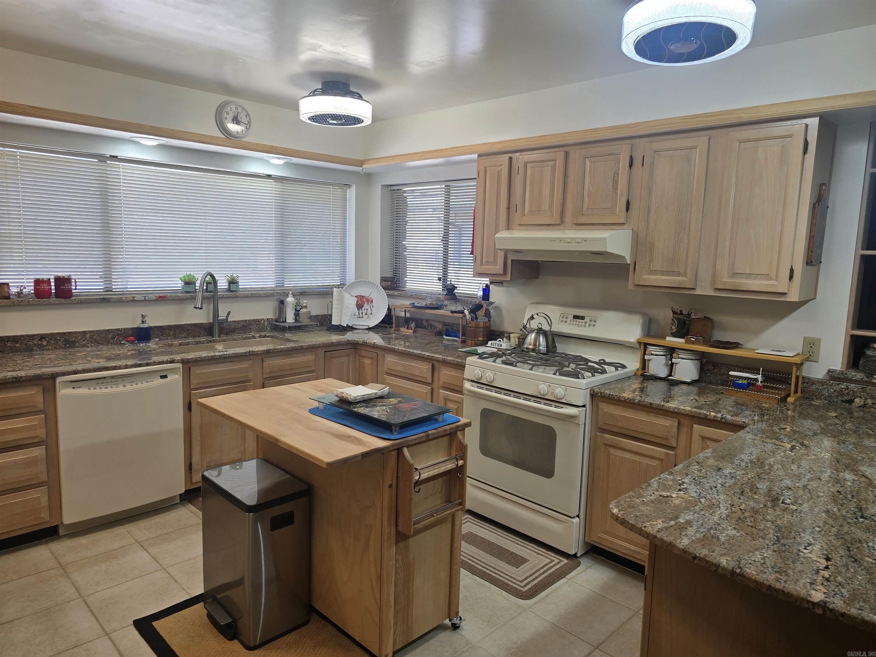 1819 Fairway  Mountain Home, AR