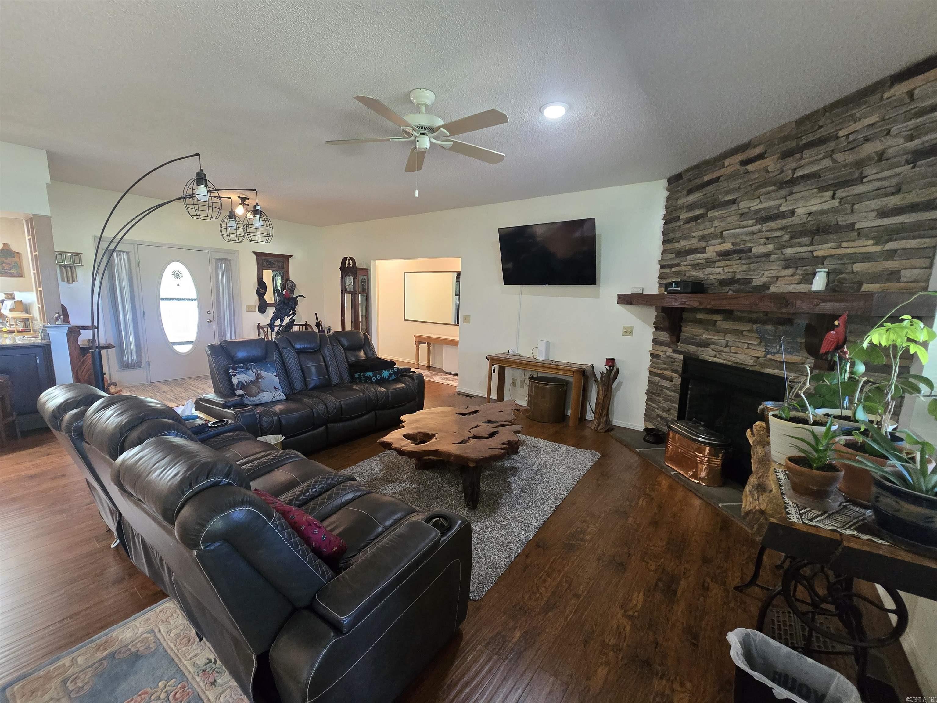 1819 Fairway Drive Mountain Home, AR 72653