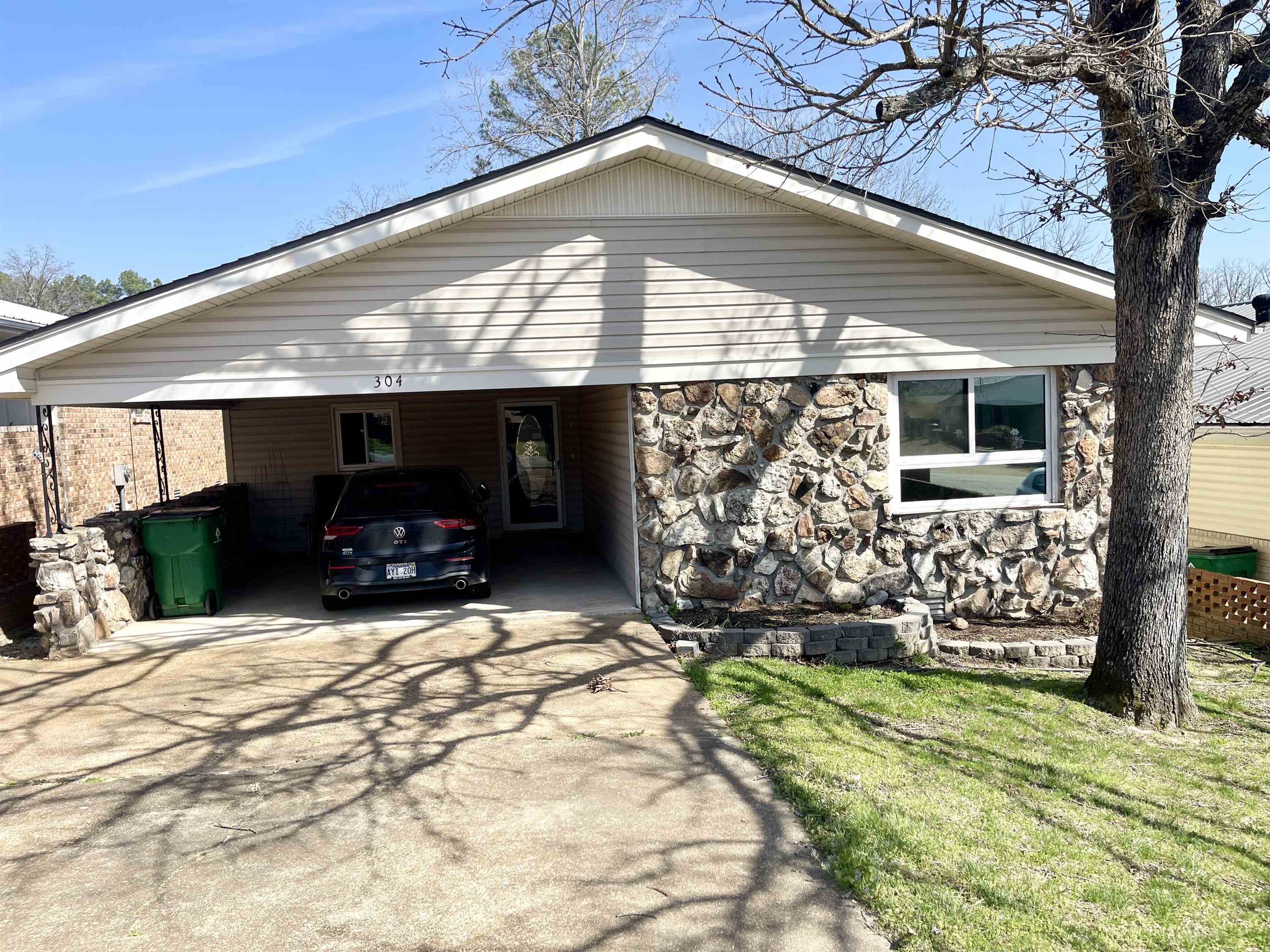 304 Parliament  Horseshoe Bend, AR