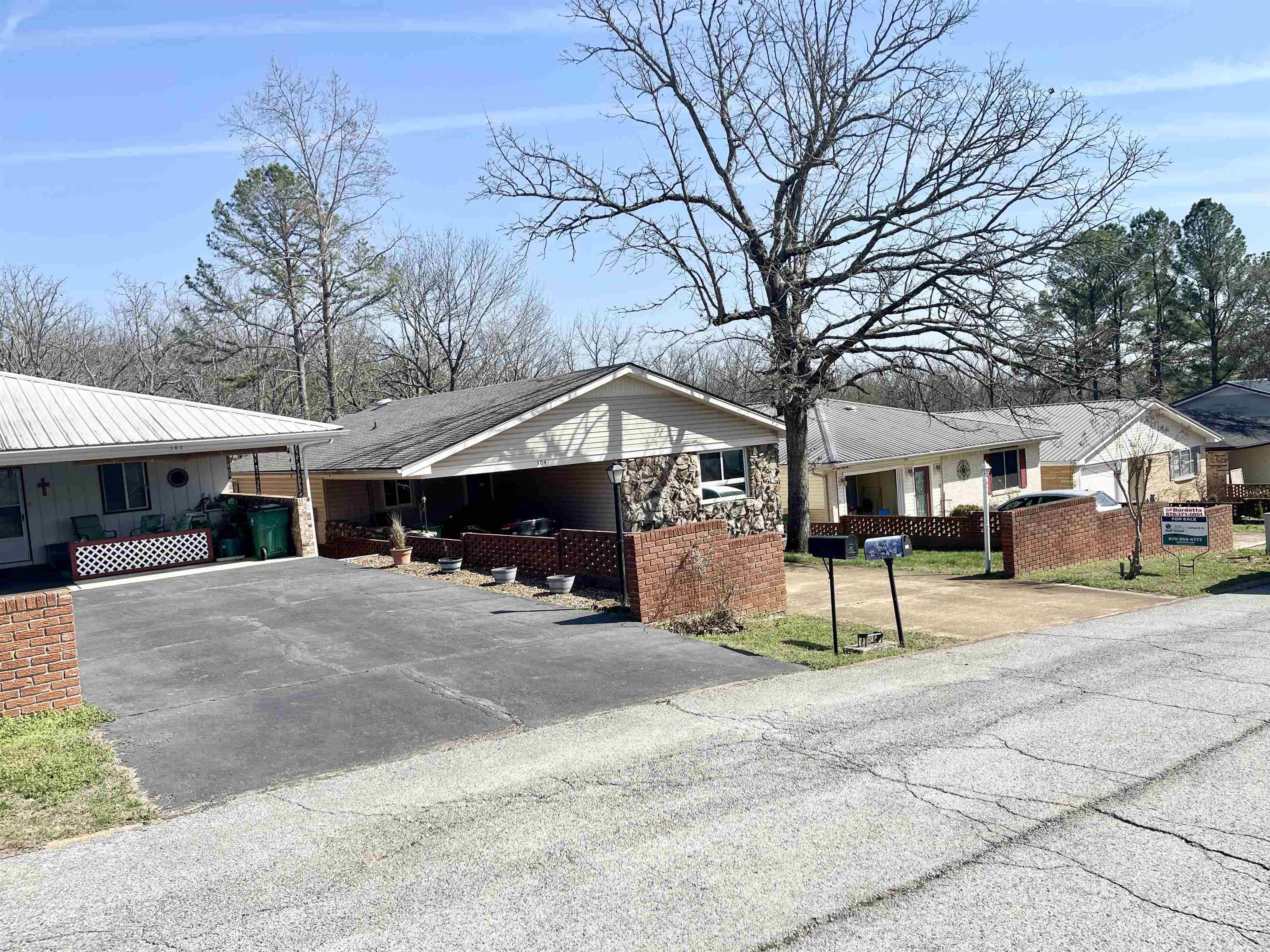 304 Parliament  Horseshoe Bend, AR