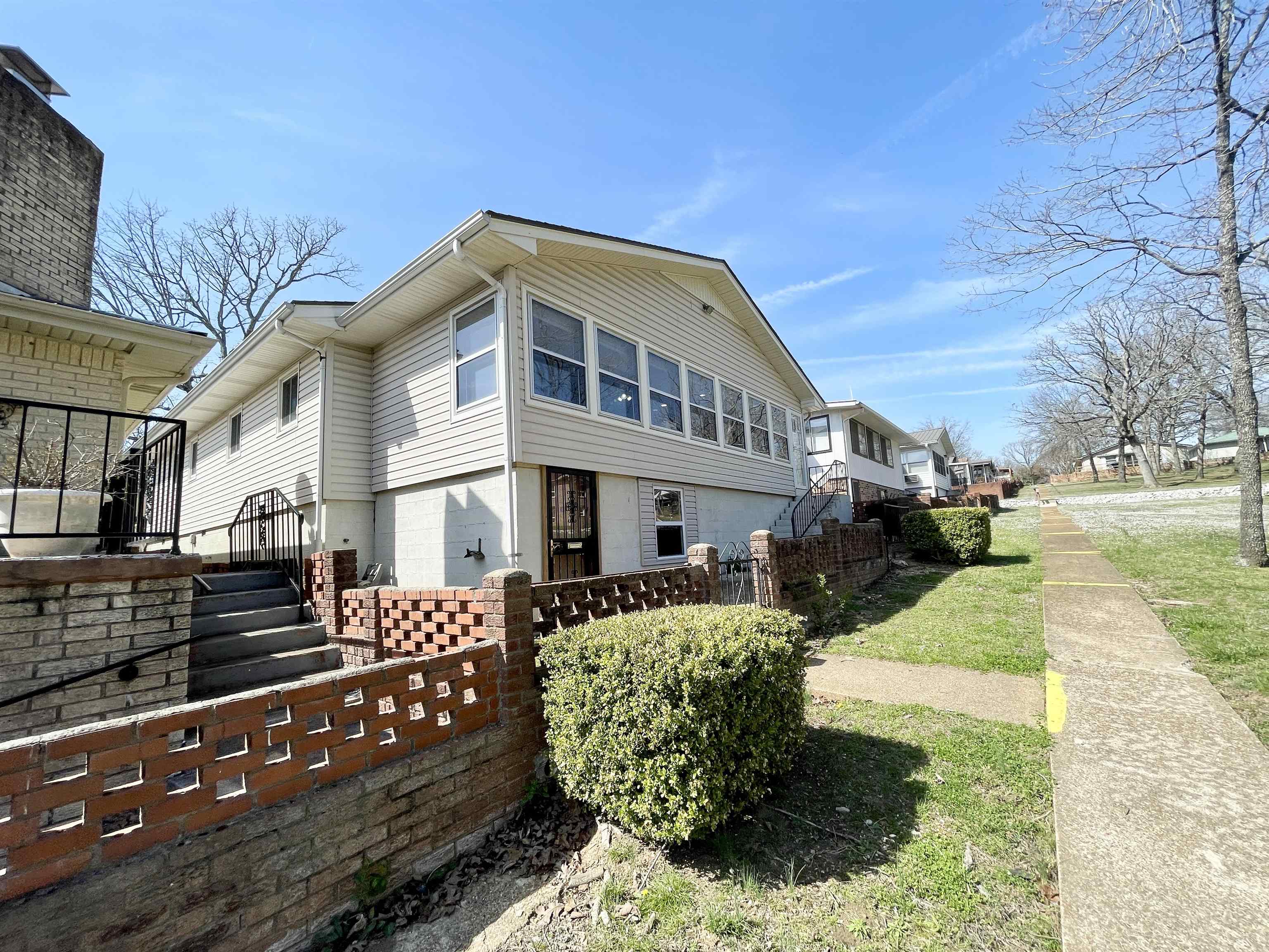 304 Parliament  Horseshoe Bend, AR