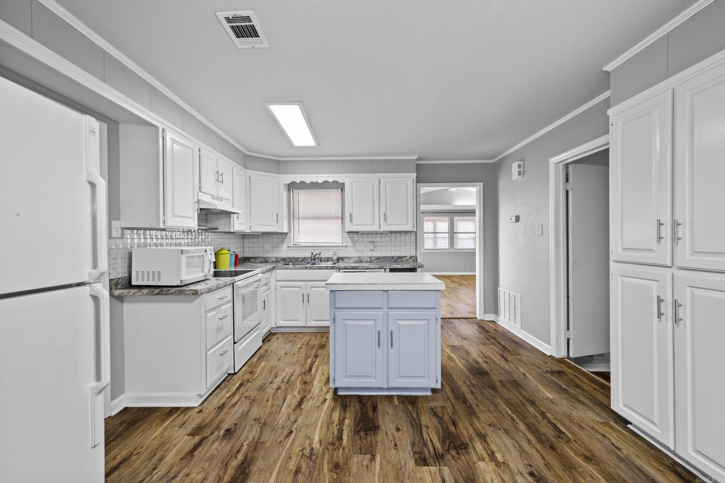 1319 E Republican  Jacksonville, AR