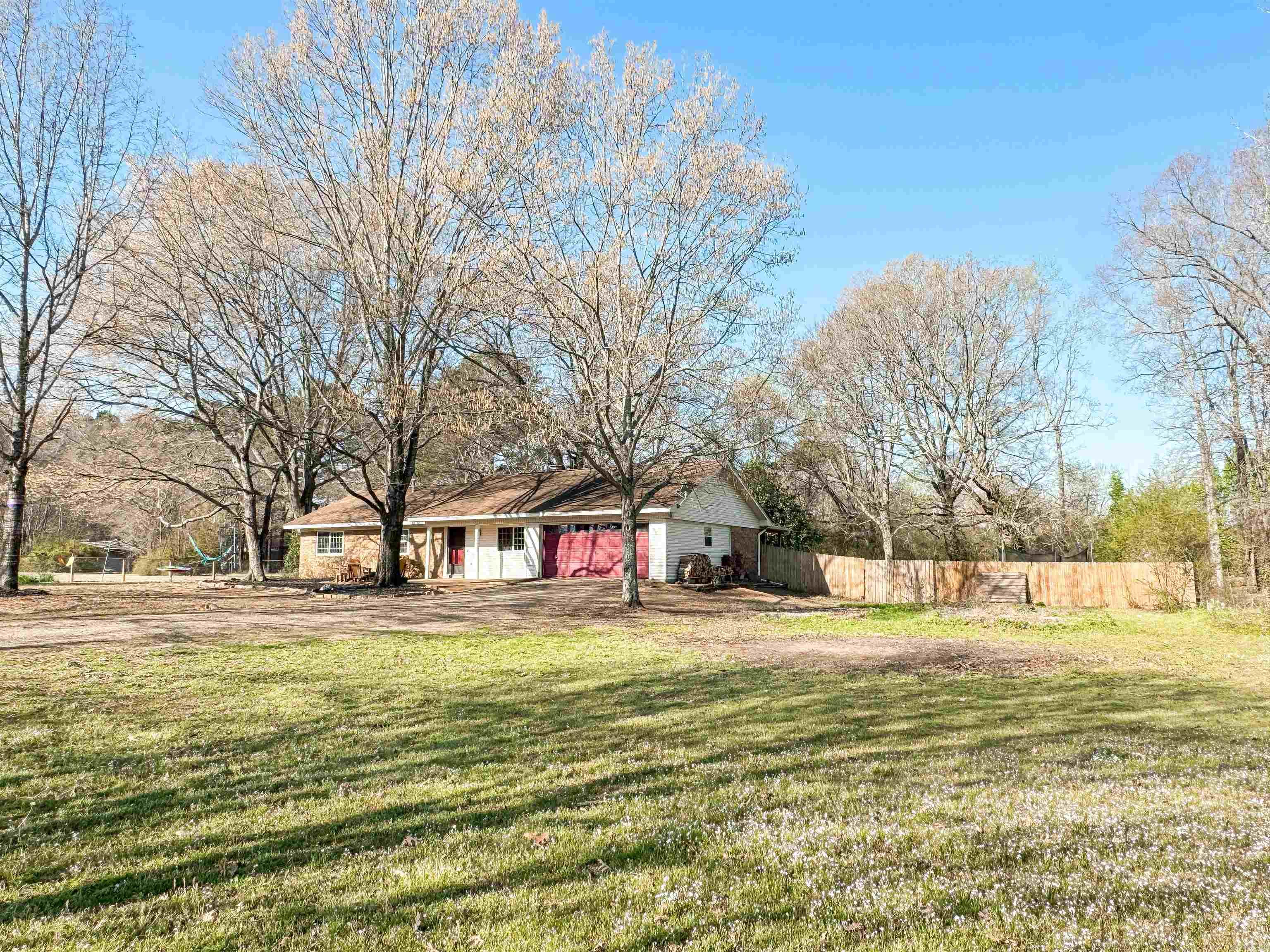 155 N Valley Rd  Searcy, AR