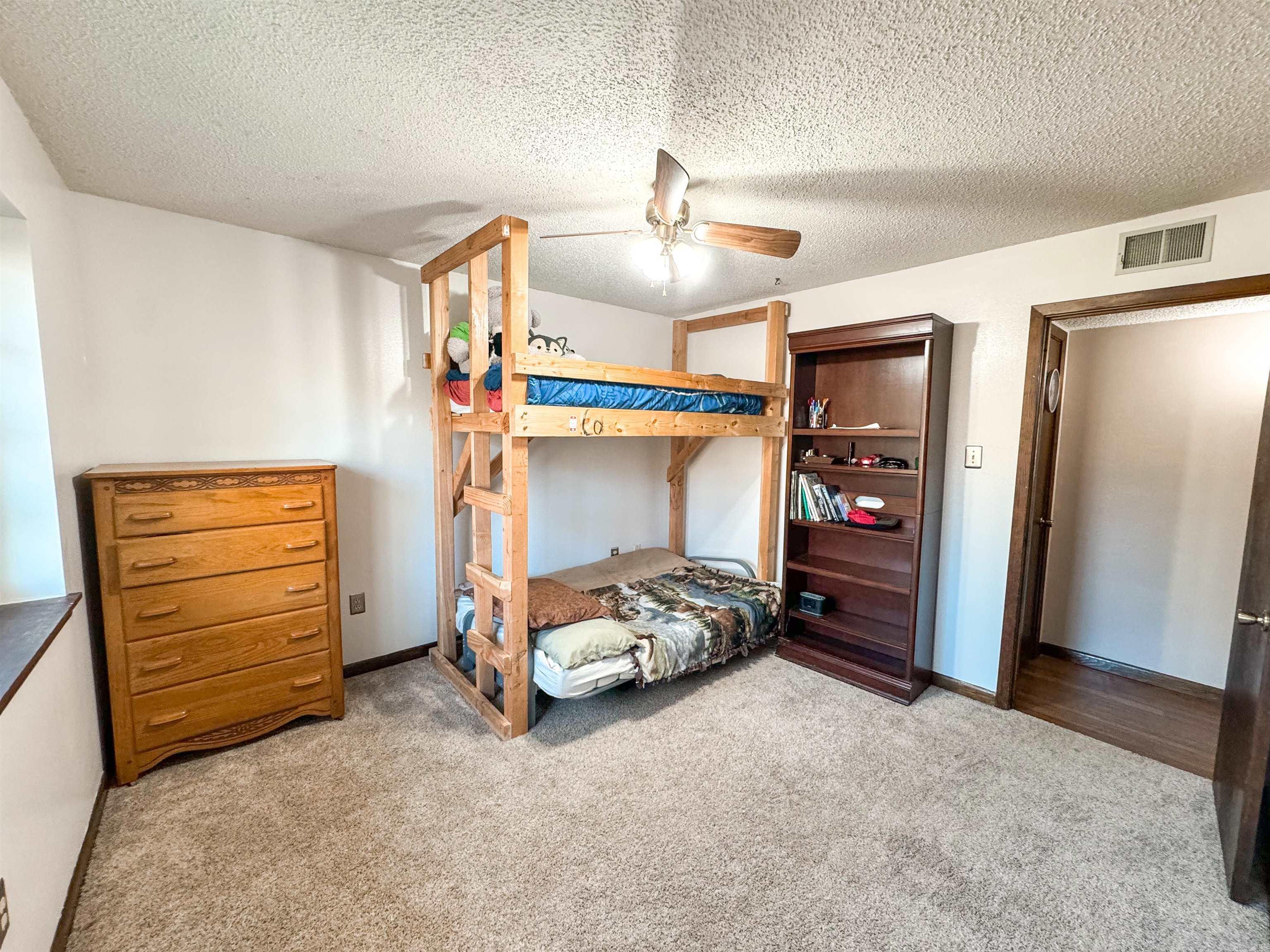 155 N Valley Rd  Searcy, AR