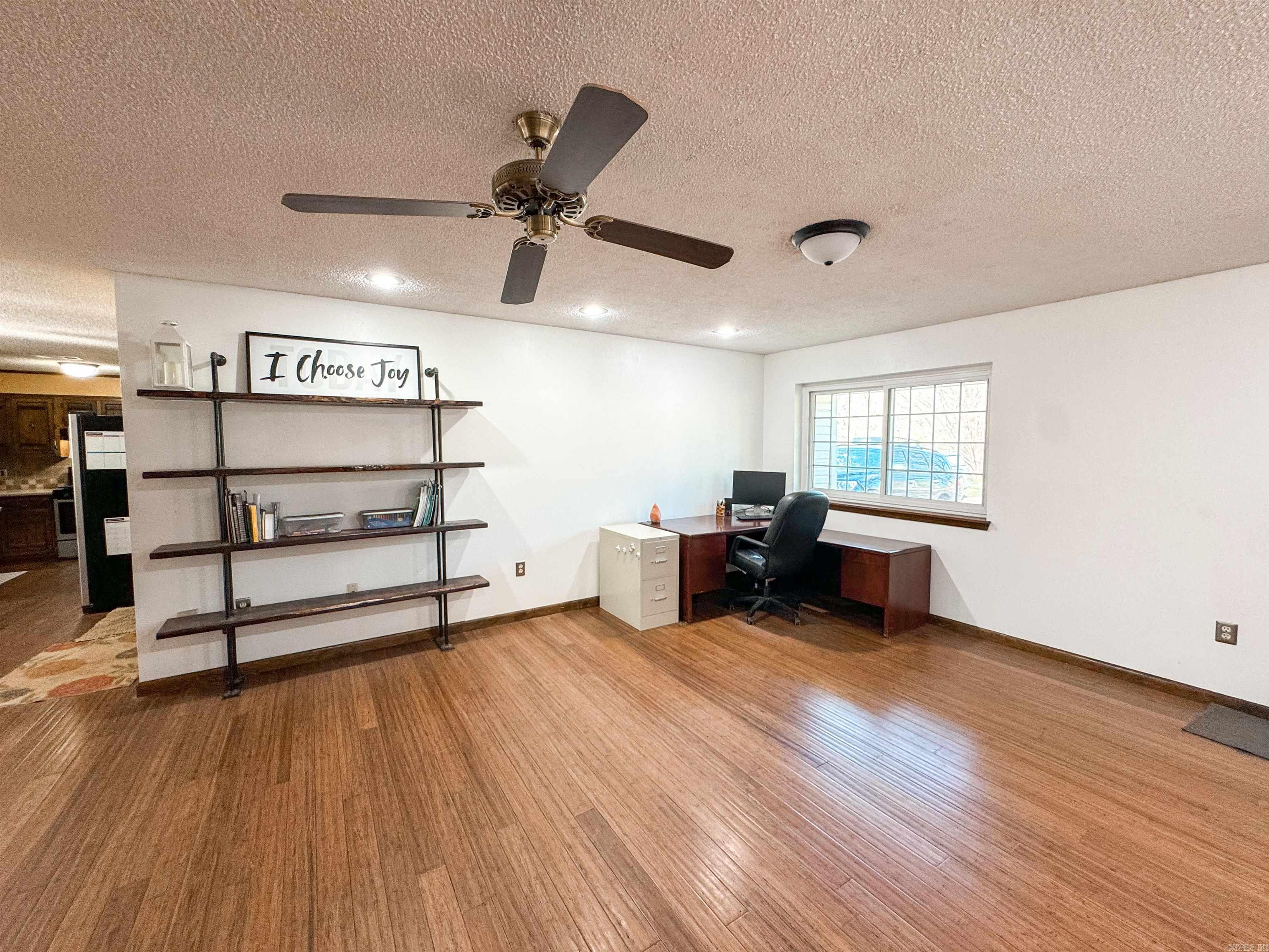 155 N Valley Rd  Searcy, AR