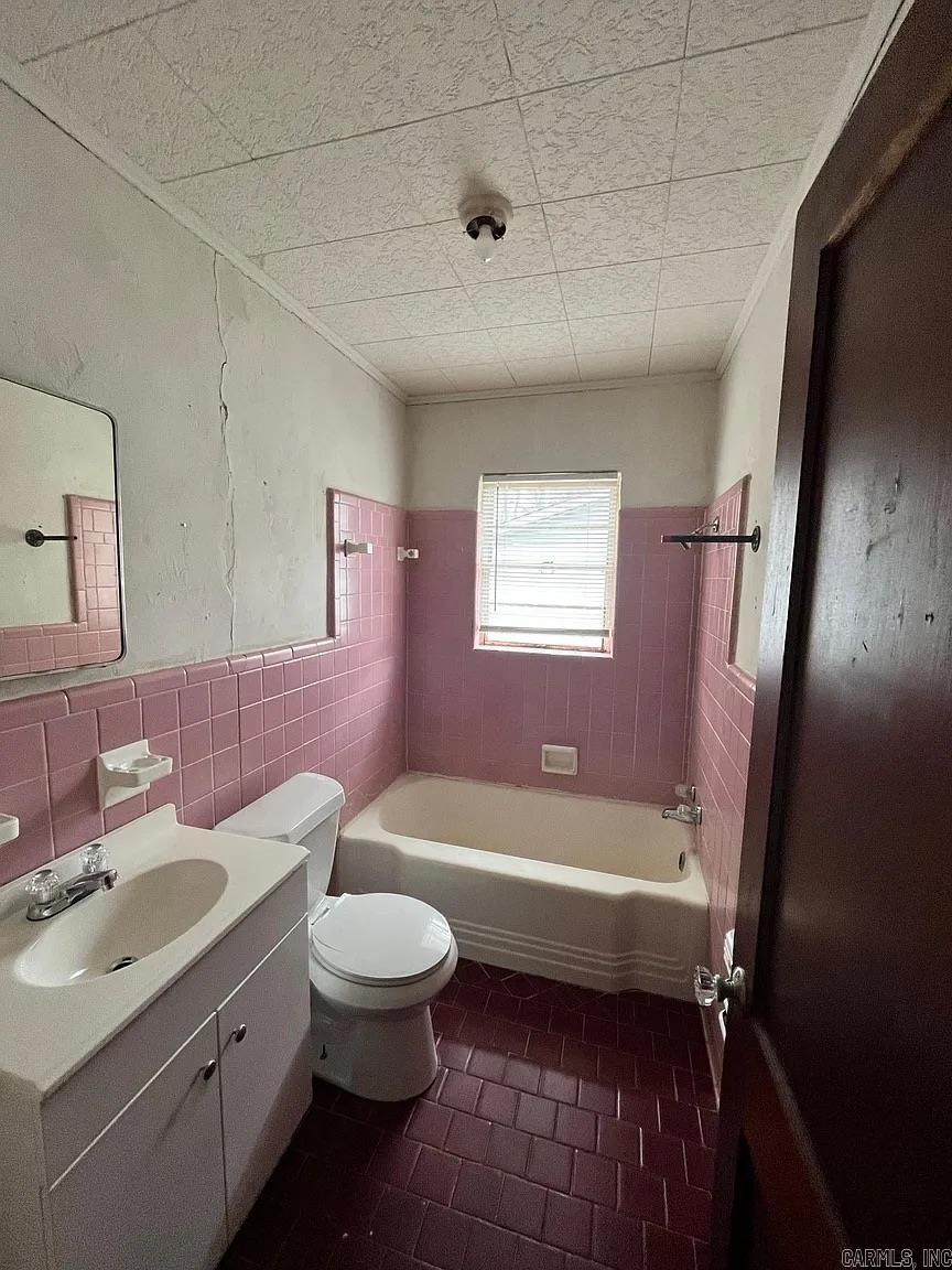 839-841 Watkins  Conway, AR