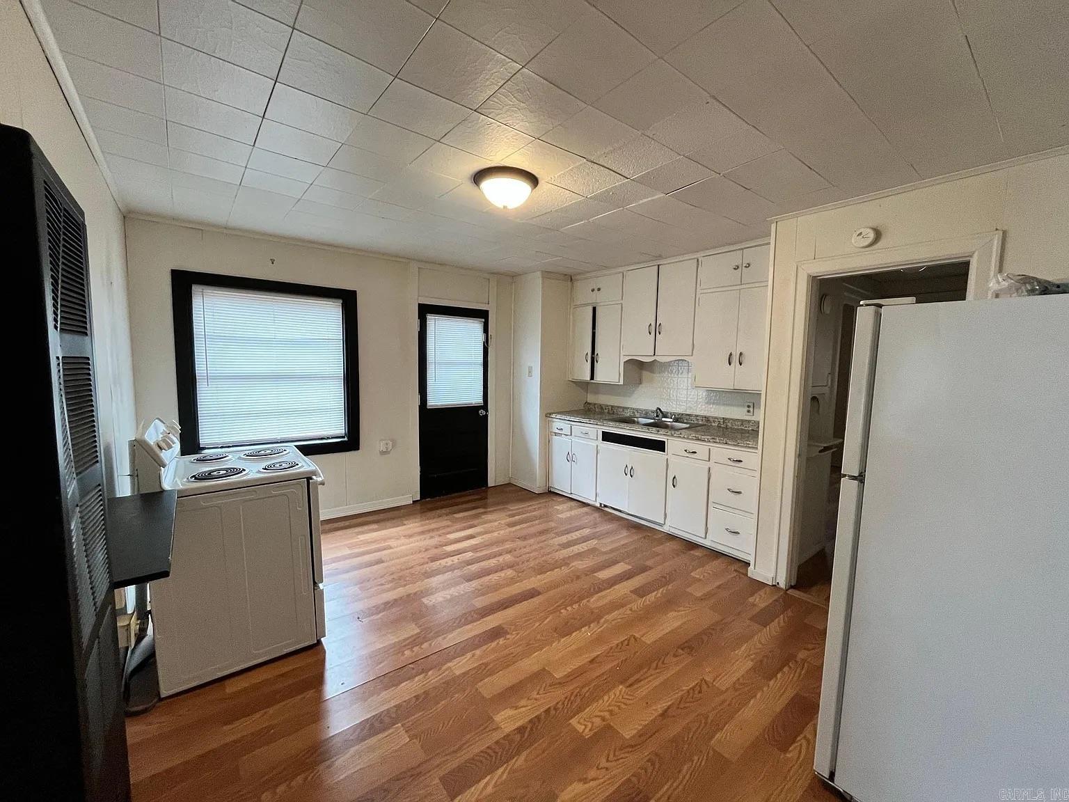 839-841 Watkins  Conway, AR