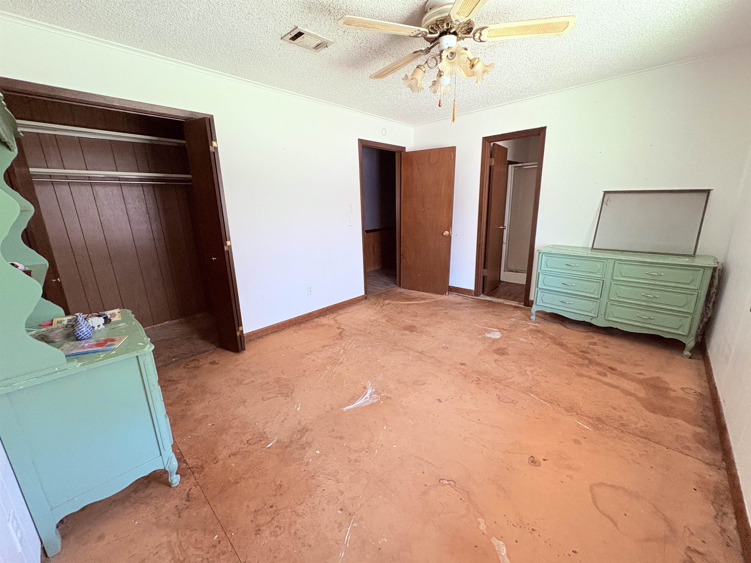 161 Cherokee  Cherokee Village, AR