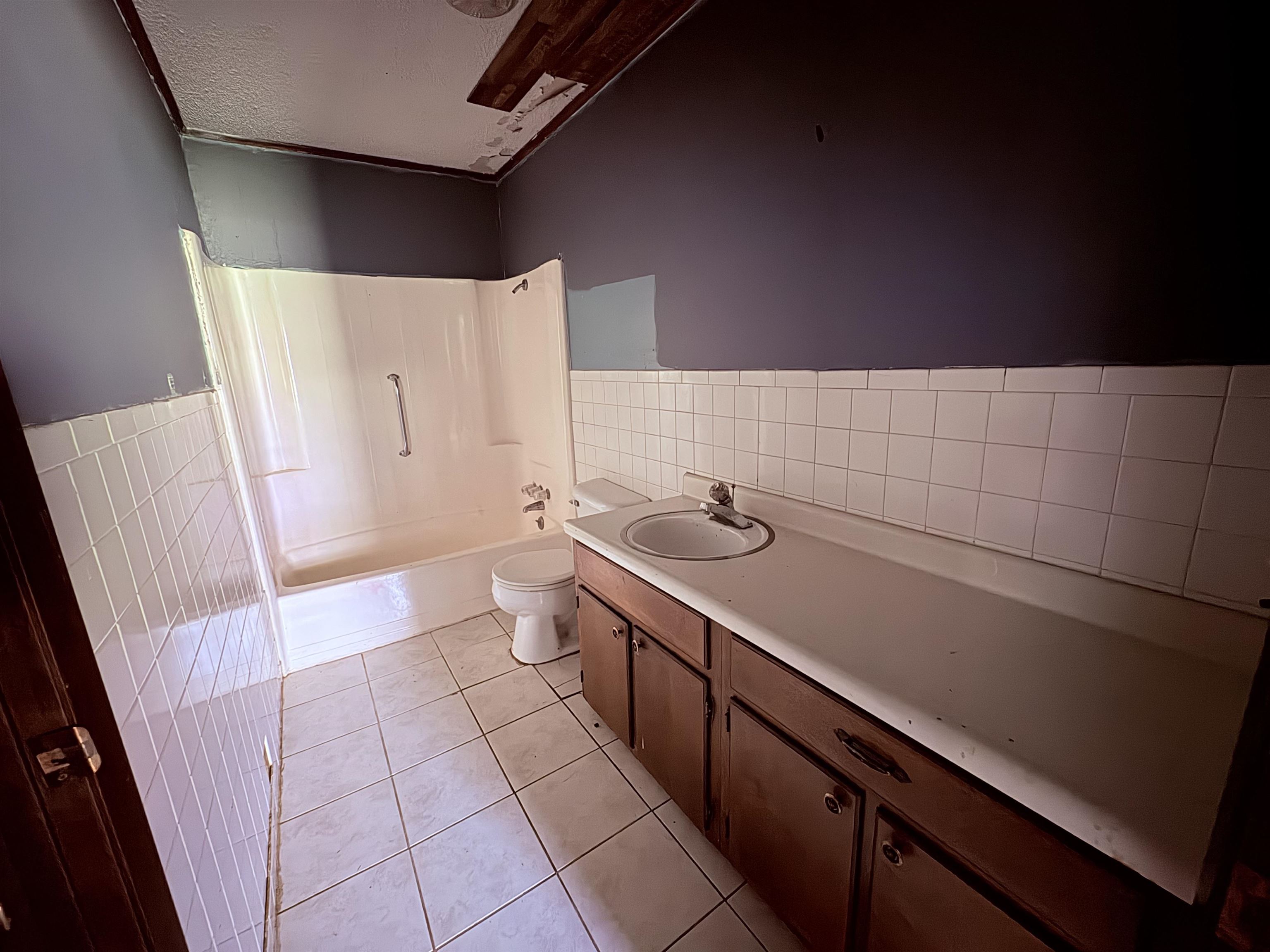 161 Cherokee  Cherokee Village, AR