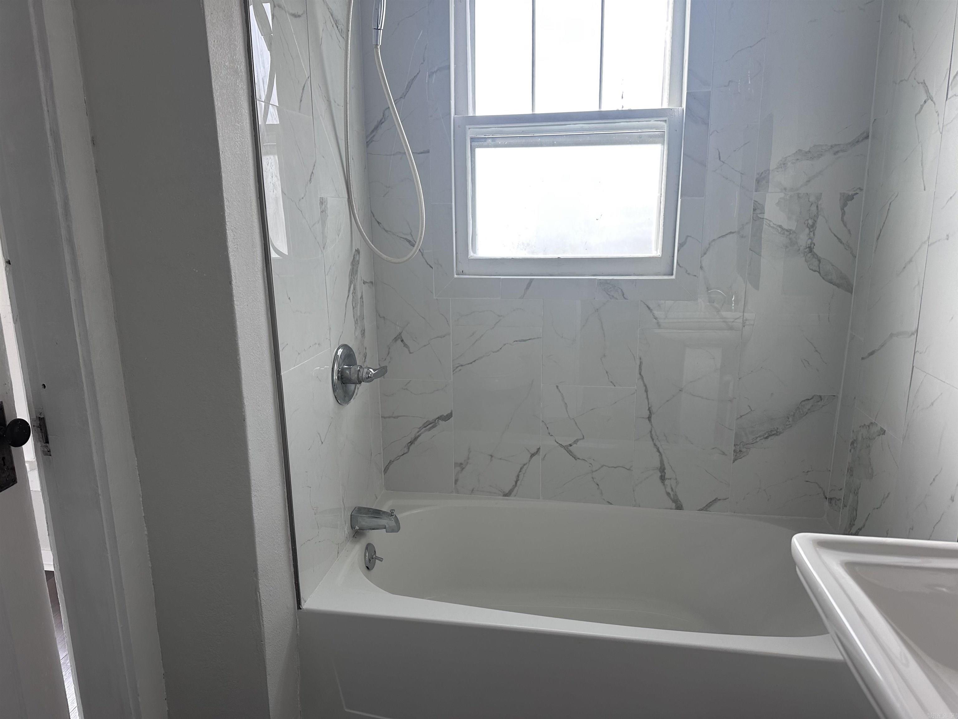 706 W Main  Heber Springs, AR