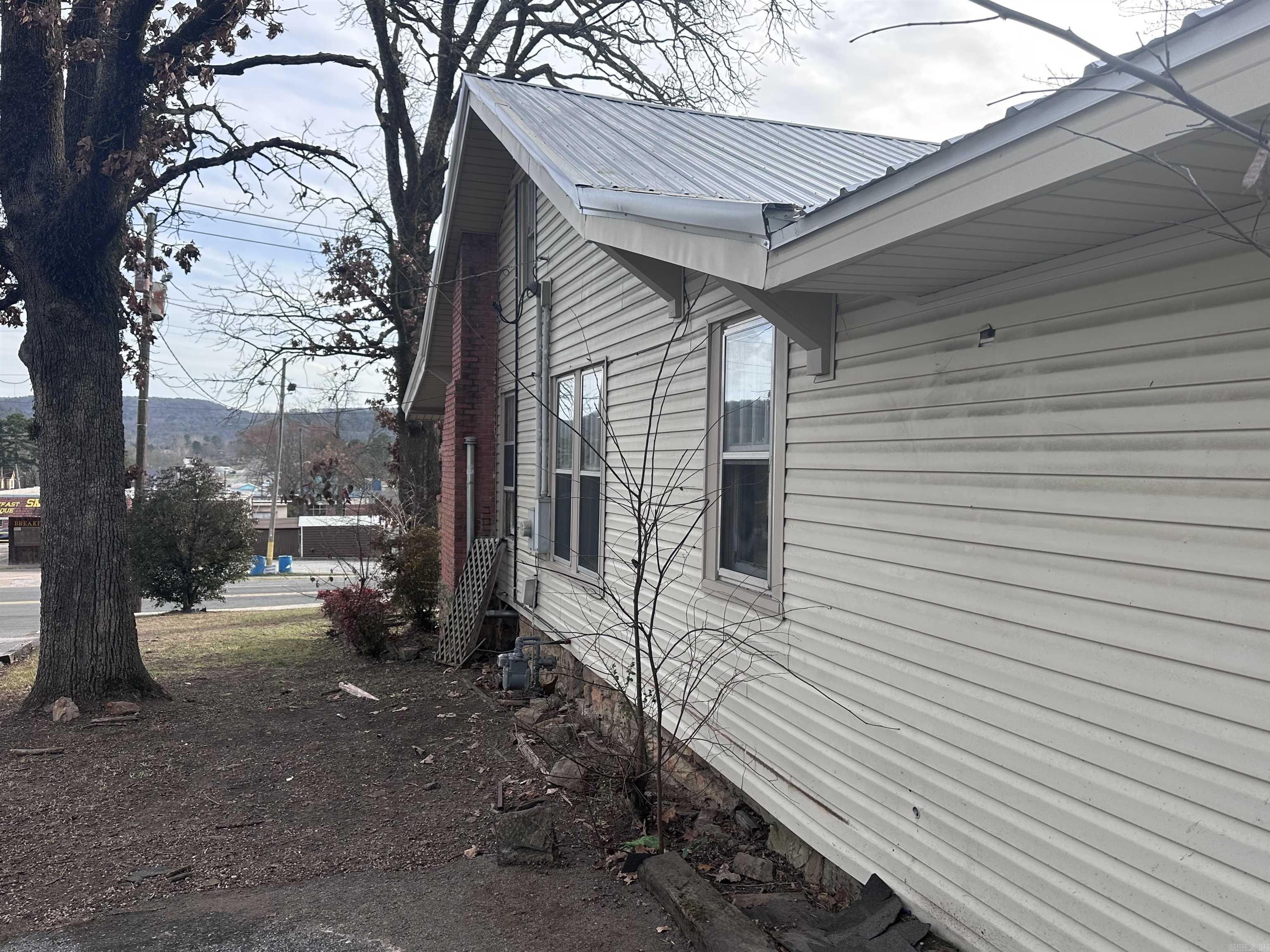 706 W Main  Heber Springs, AR