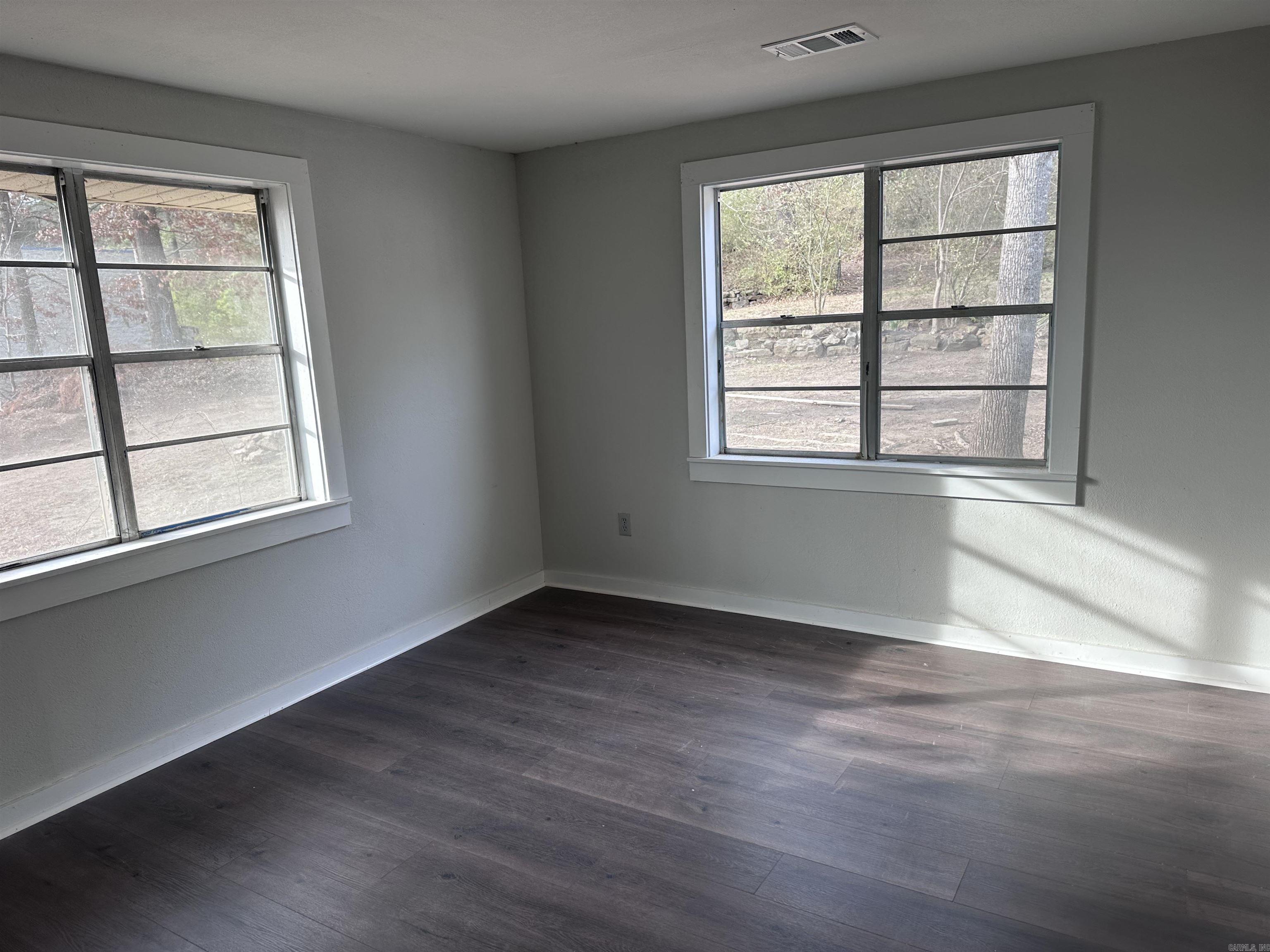 706 W Main  Heber Springs, AR