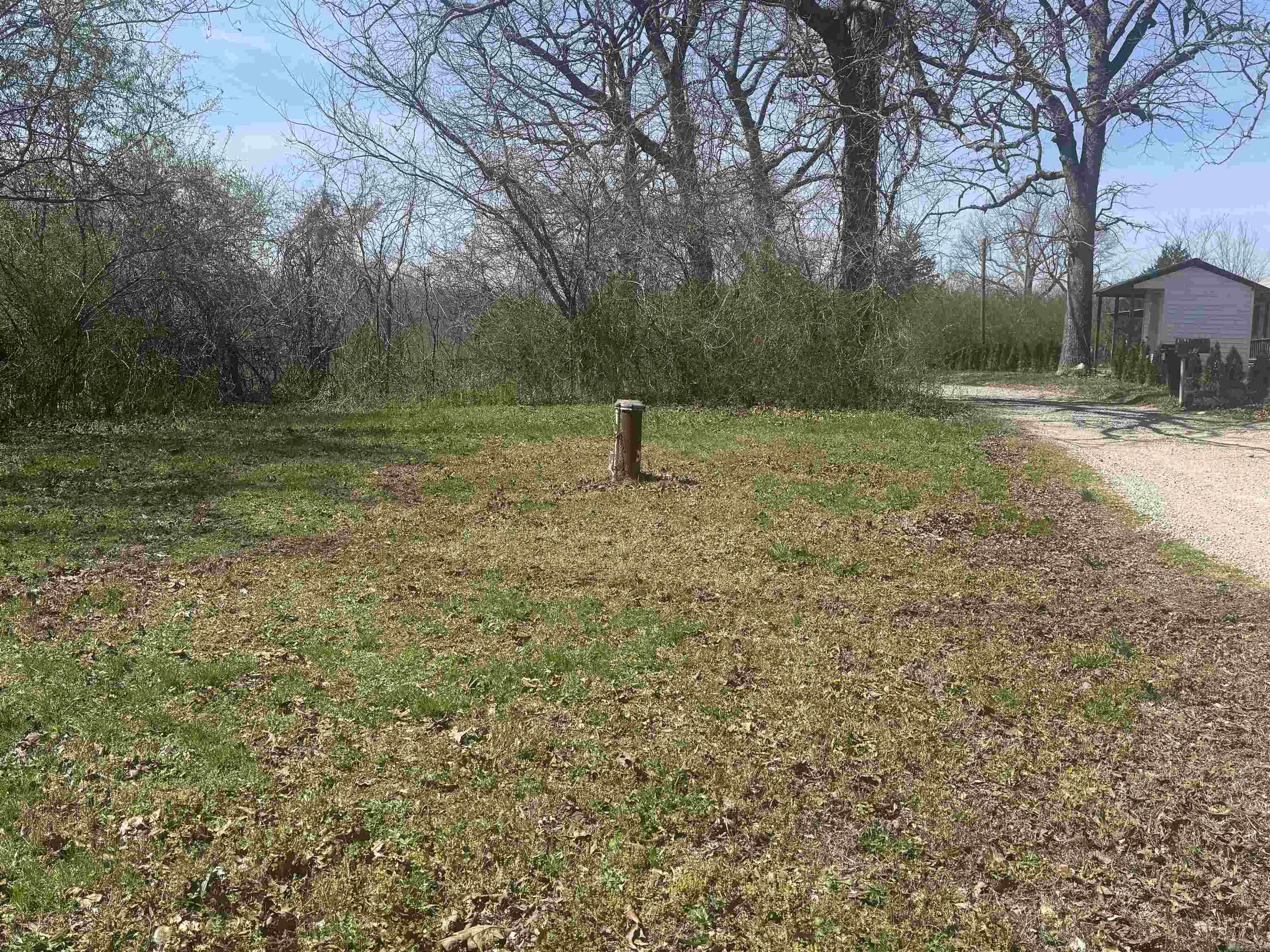 86 Center  Elizabeth, AR