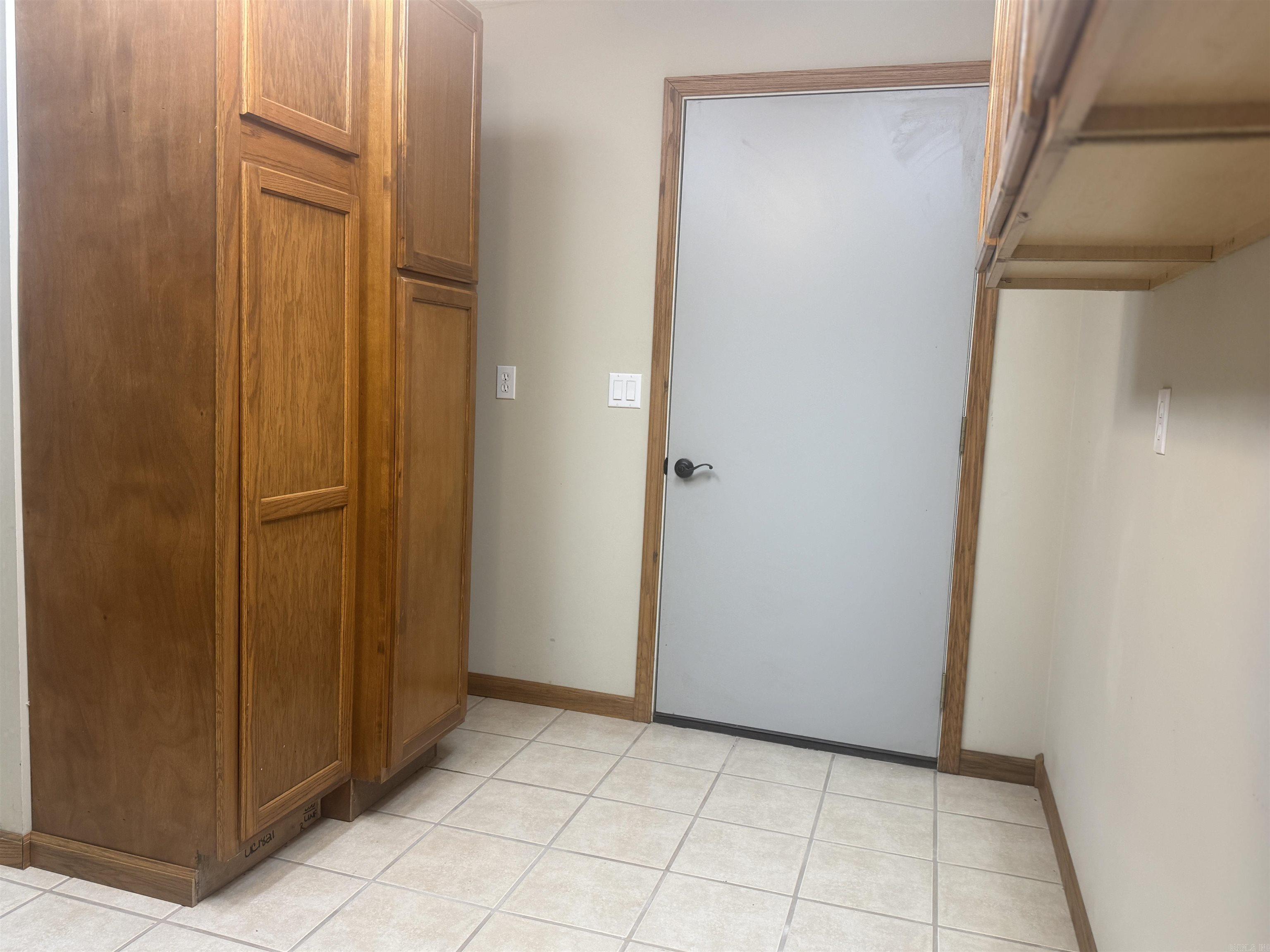 86 Center  Elizabeth, AR