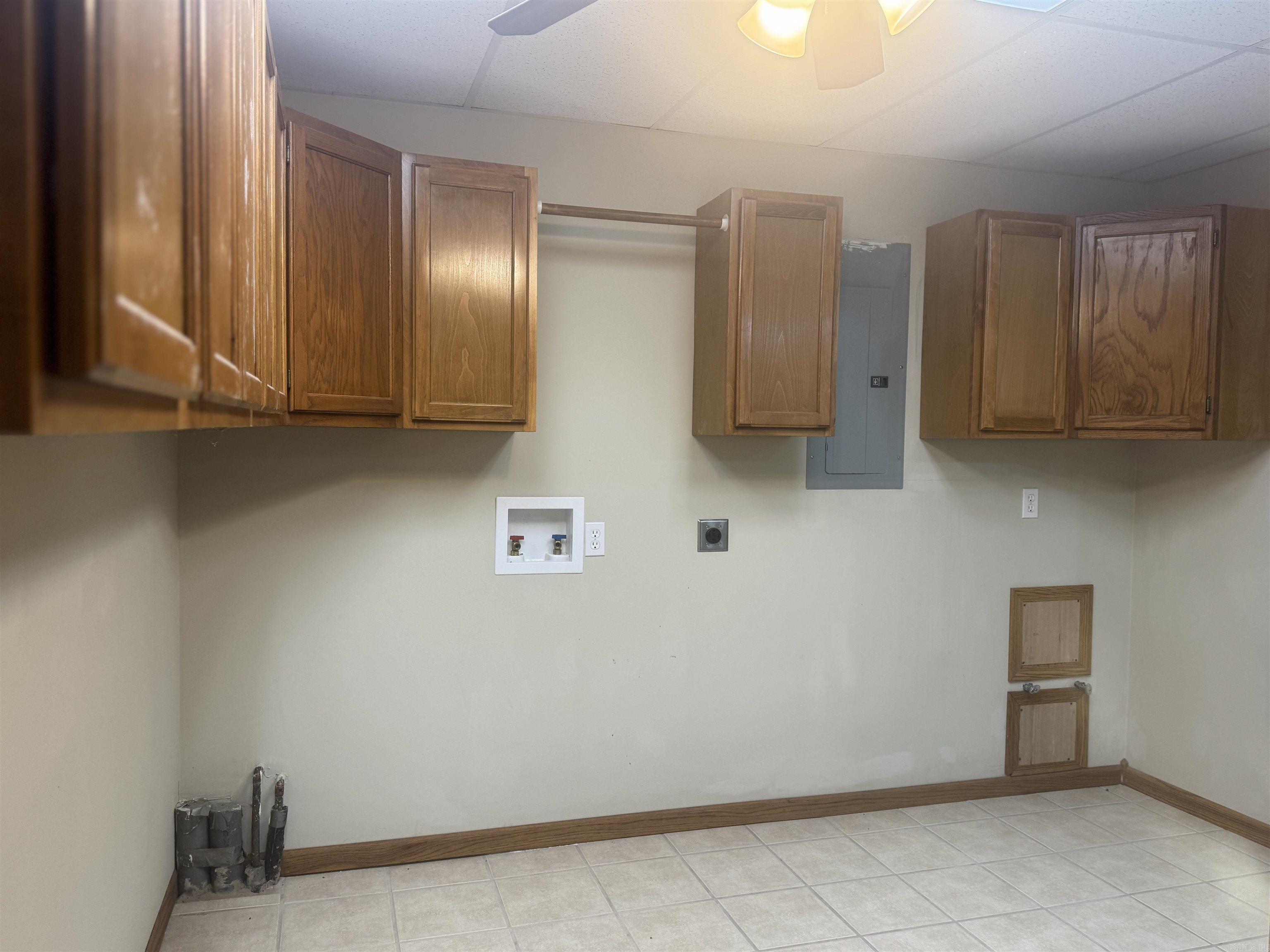 86 Center  Elizabeth, AR