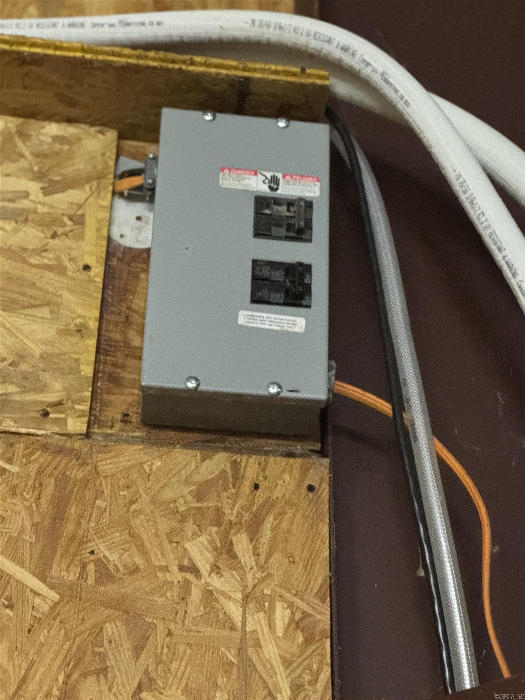 86 Center  Elizabeth, AR