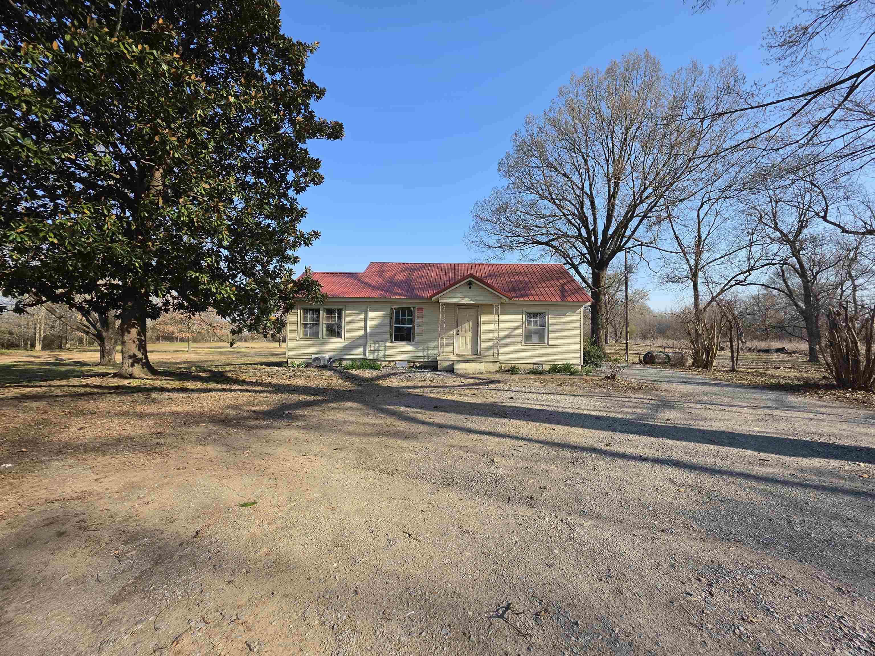 23940 Highway 37 N  Newport, AR
