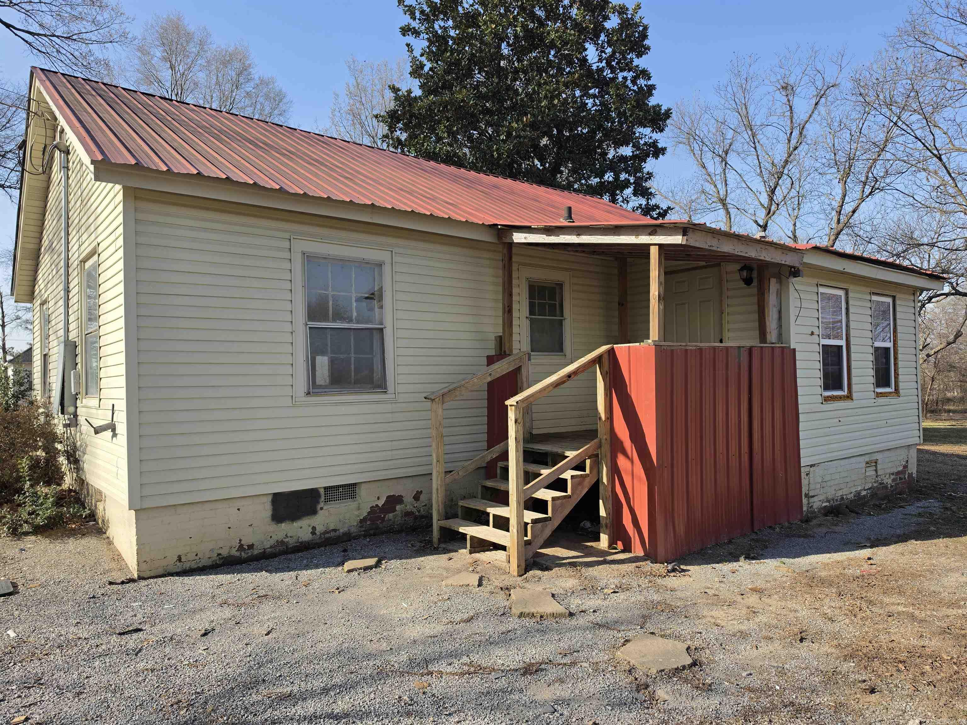 23940 Highway 37 N  Newport, AR