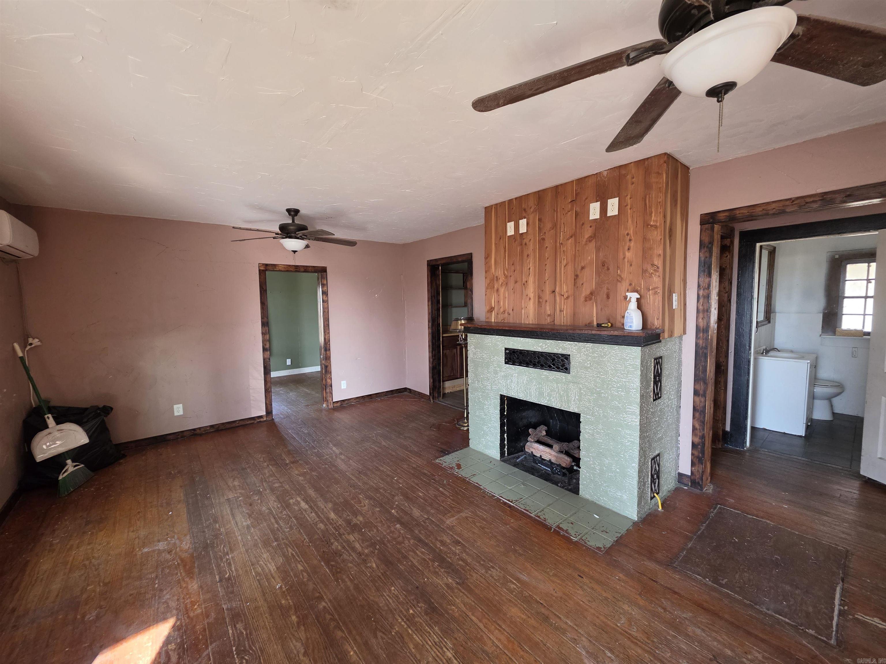 23940 Highway 37 N  Newport, AR