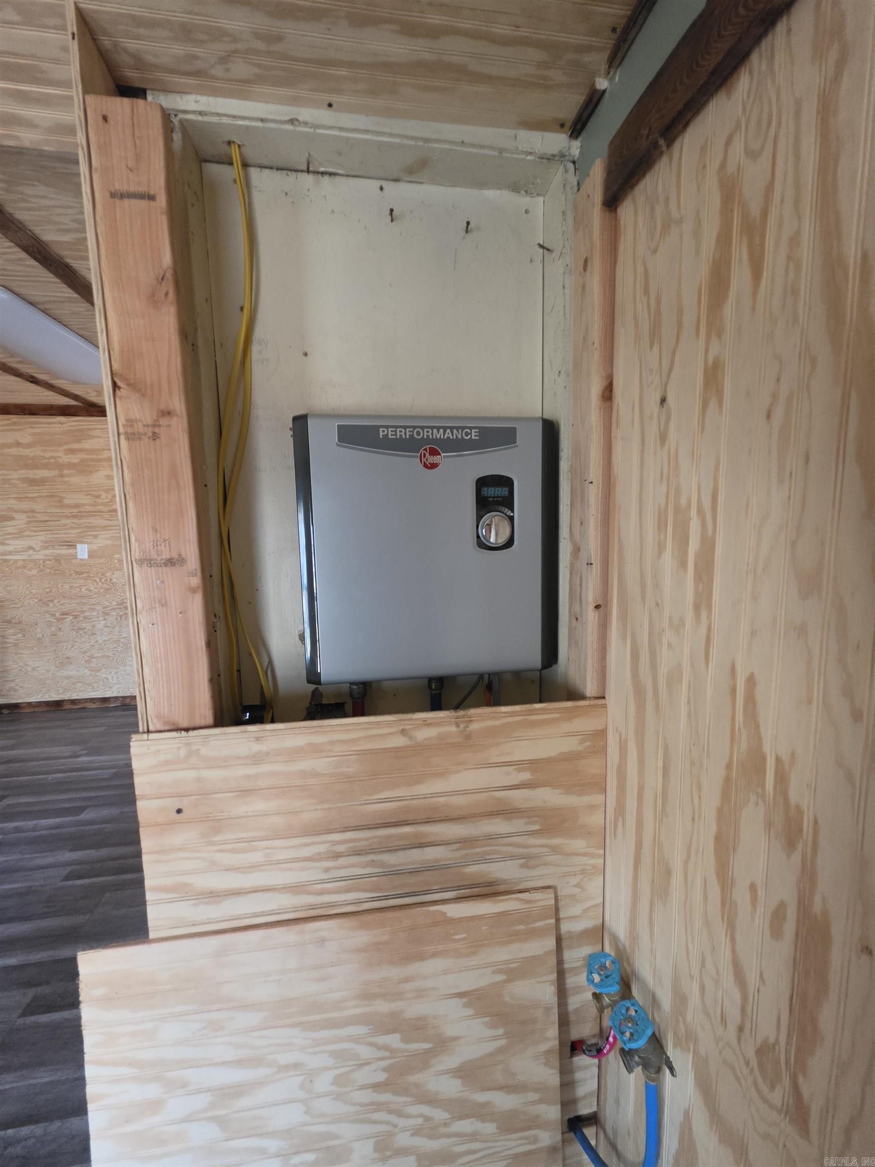 23940 Highway 37 N  Newport, AR