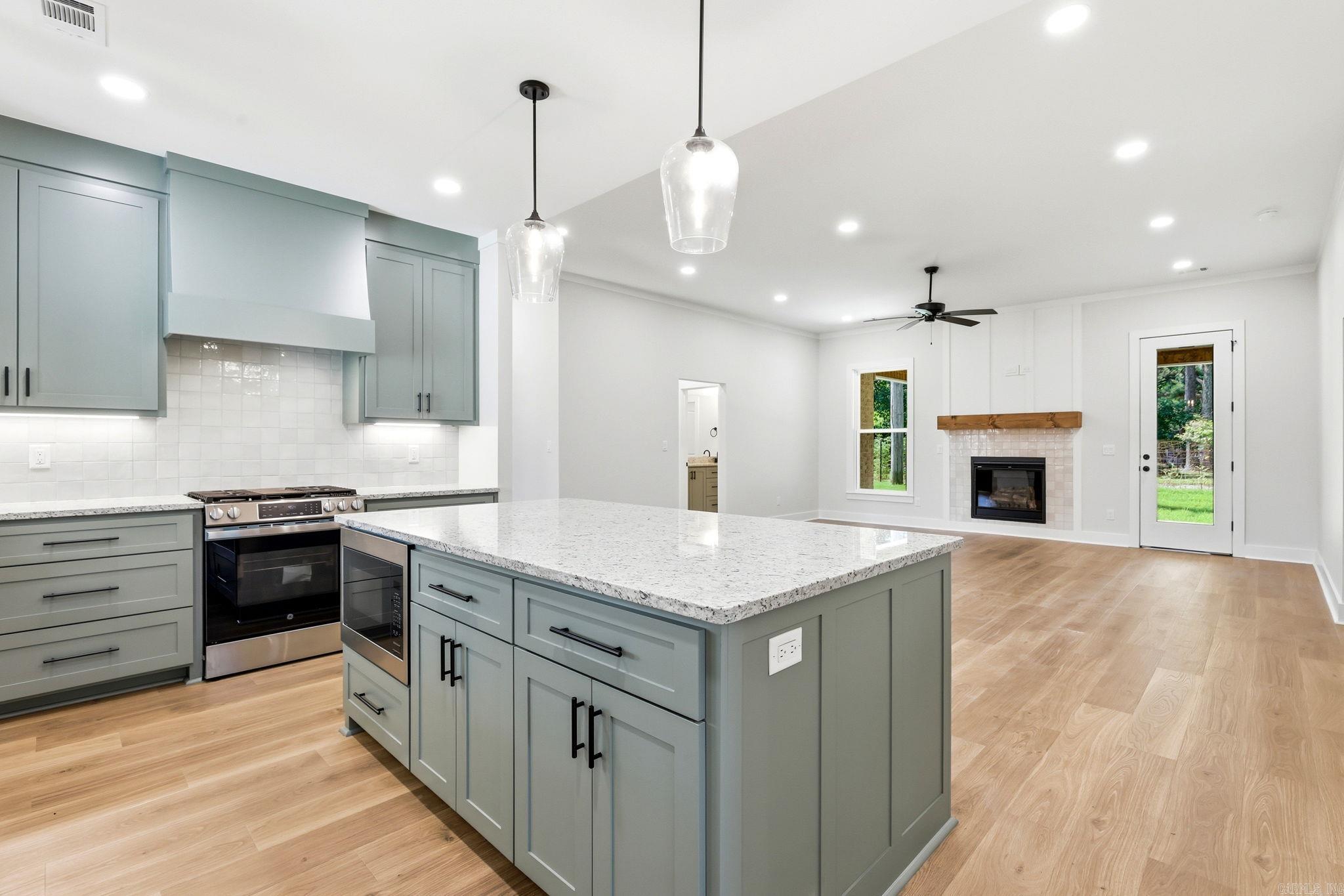 3909 Spencer Crossing  Benton, AR