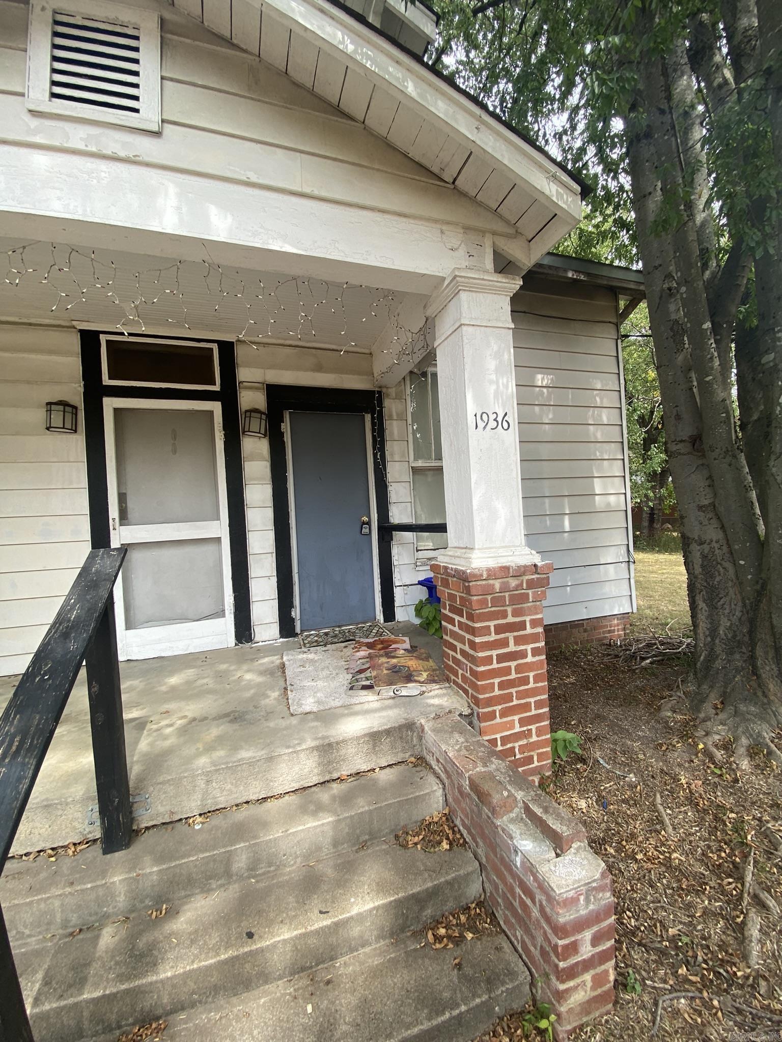 1936-1940 College Avenue