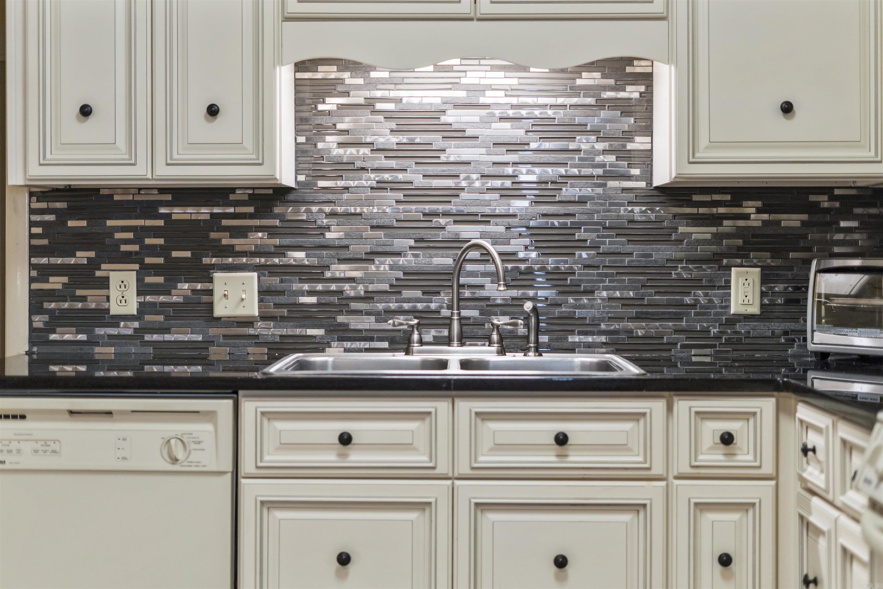 3 Valls  Hot Springs Village, AR