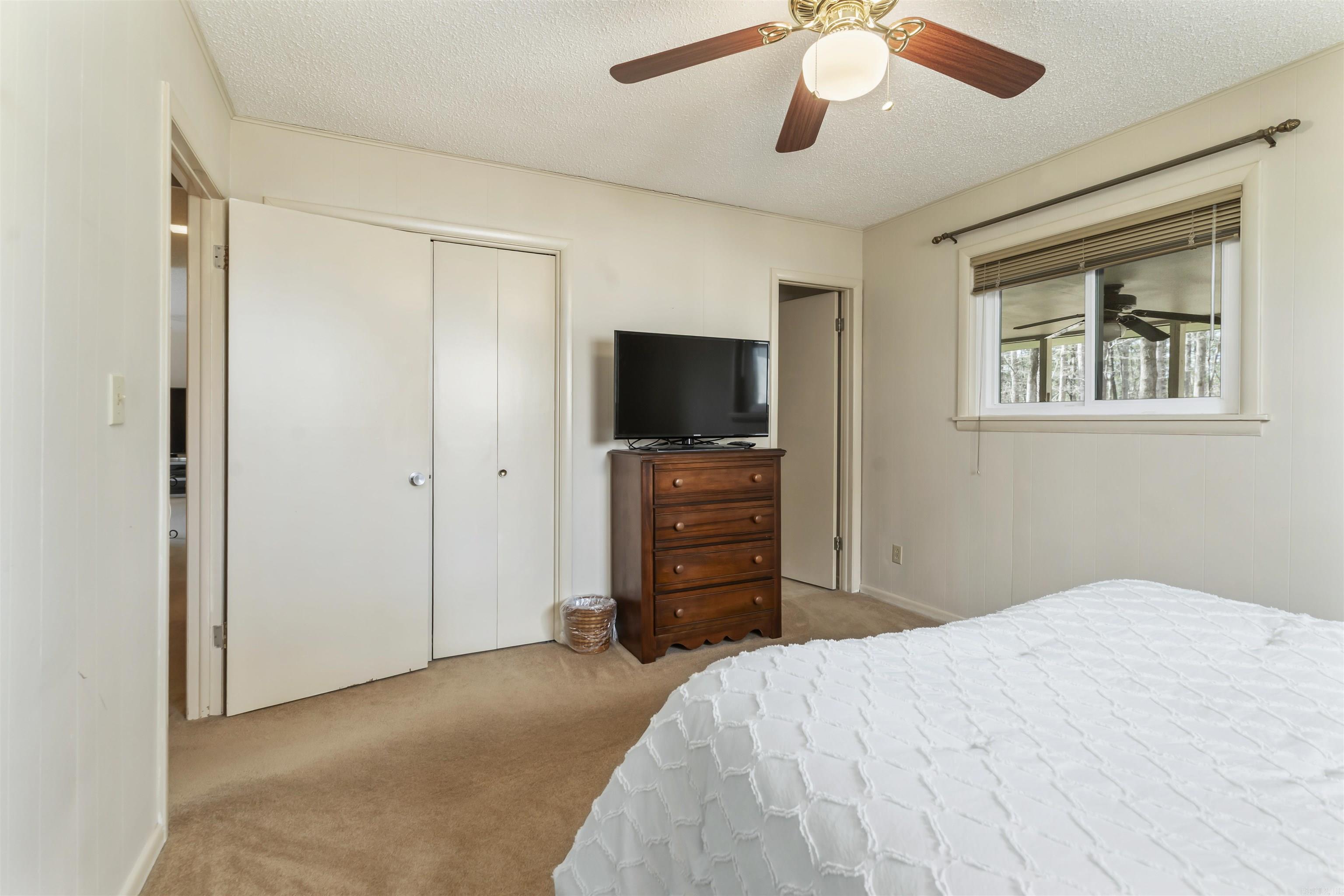 3 Valls  Hot Springs Village, AR