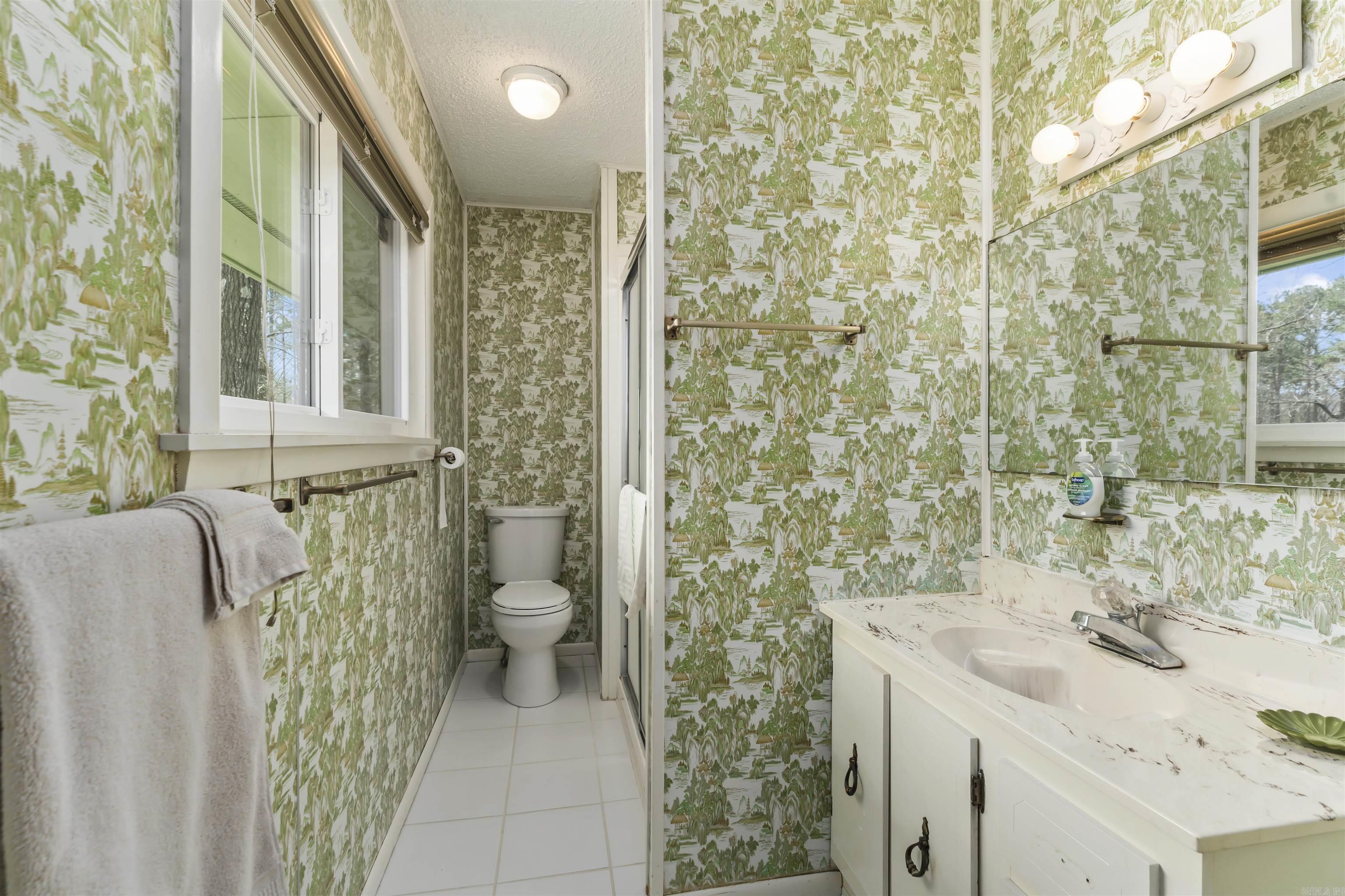 3 Valls  Hot Springs Village, AR