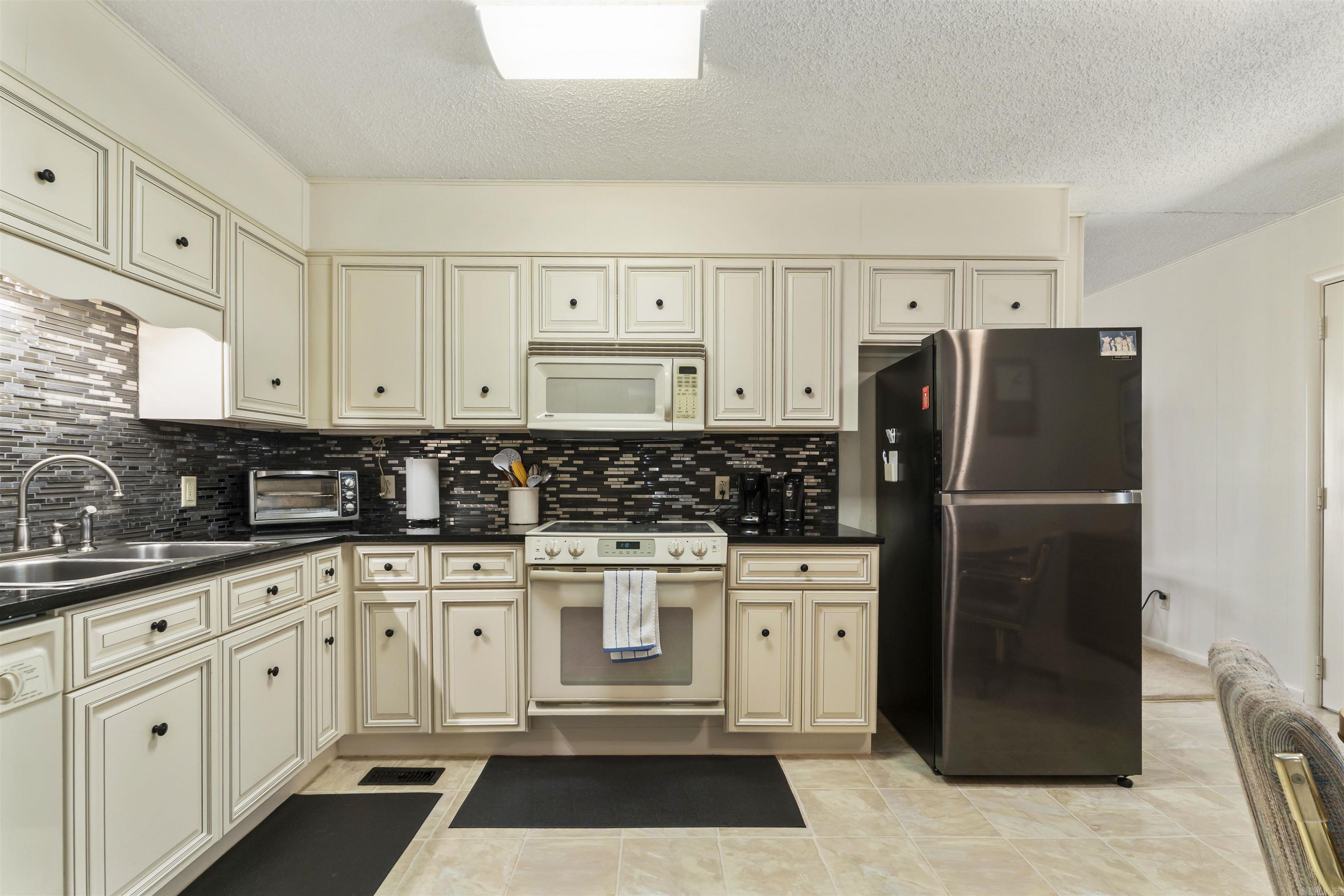 3 Valls  Hot Springs Village, AR