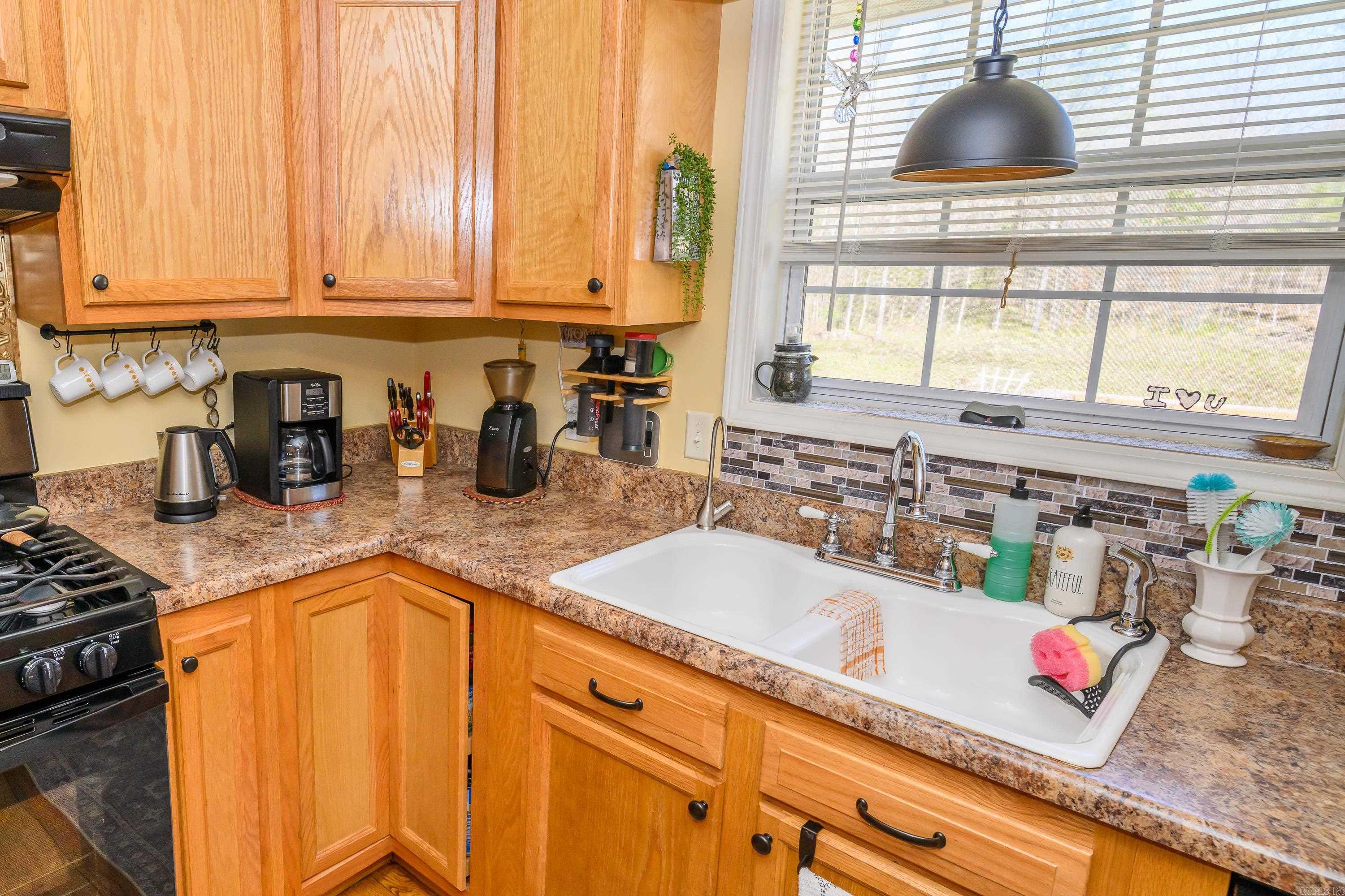 4536 HWY 14 S  Yellville, AR