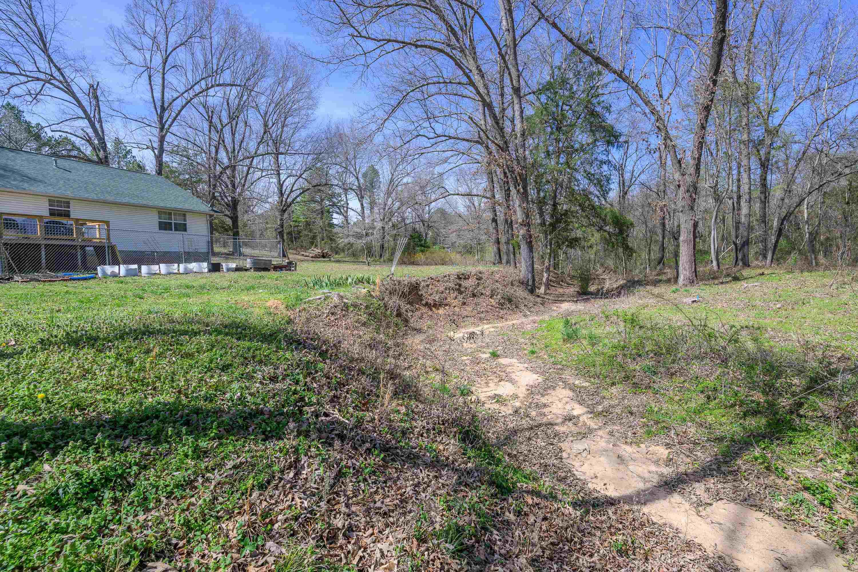 4536 HWY 14 S  Yellville, AR