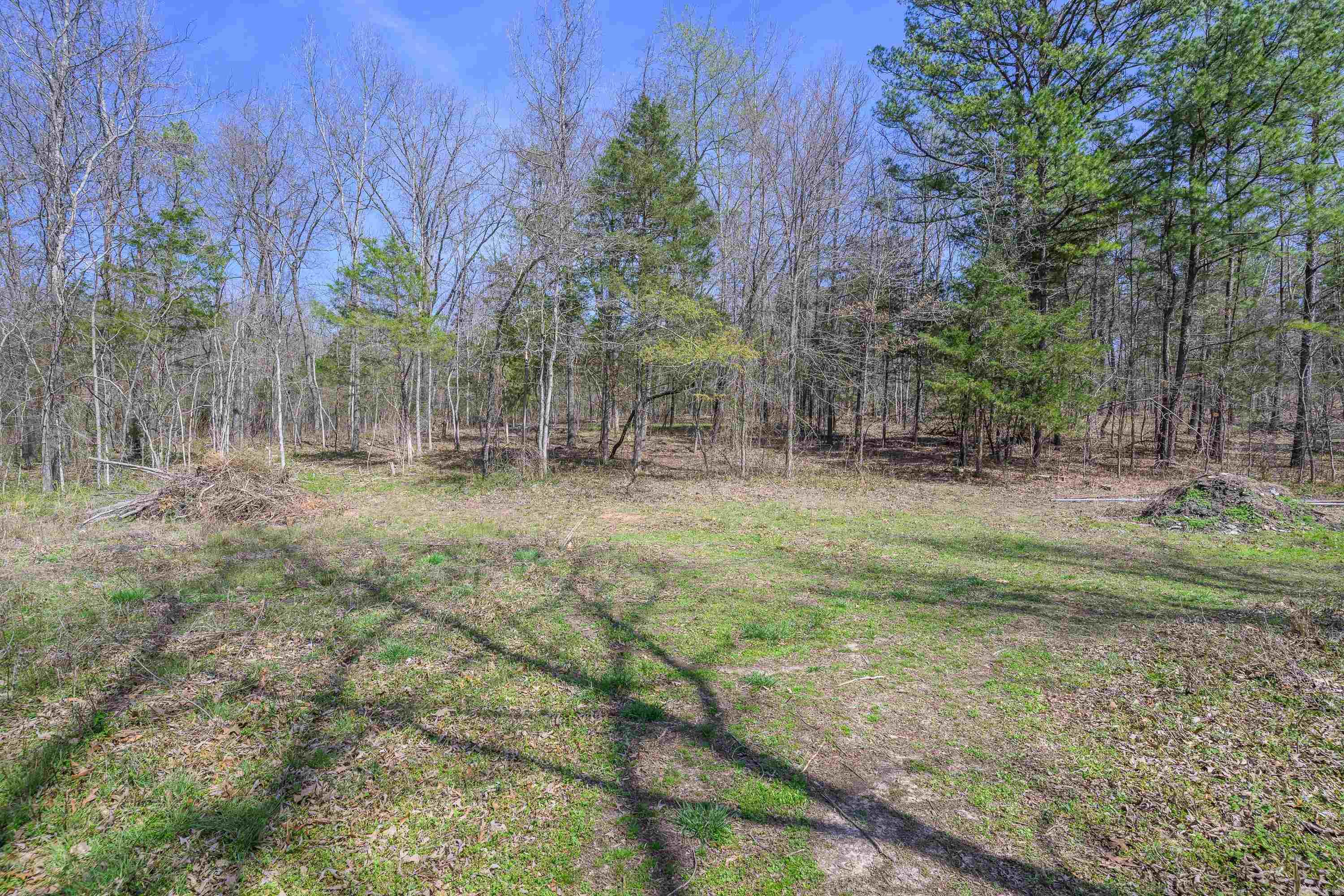 4536 HWY 14 S  Yellville, AR