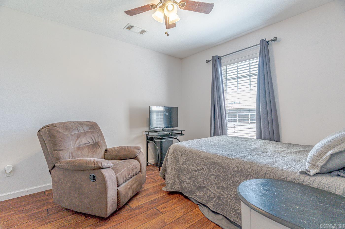 6032 Whitecliff Dr  Jonesboro, AR