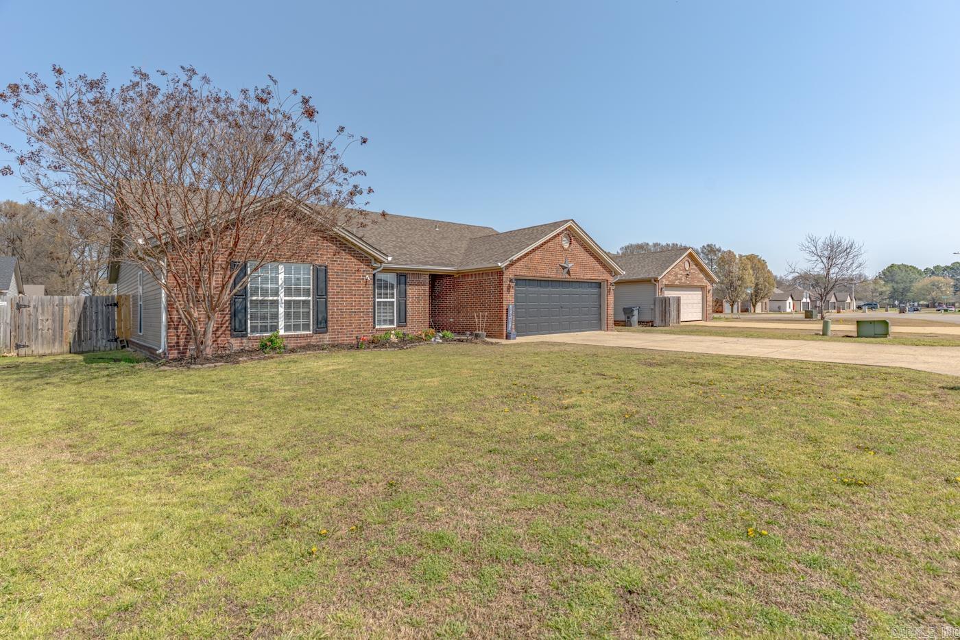 6032 Whitecliff Dr  Jonesboro, AR