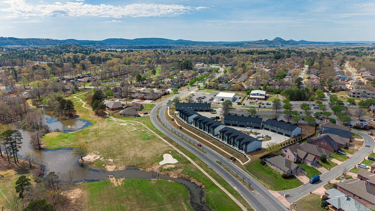 225 Country Club Parkway  Maumelle, AR