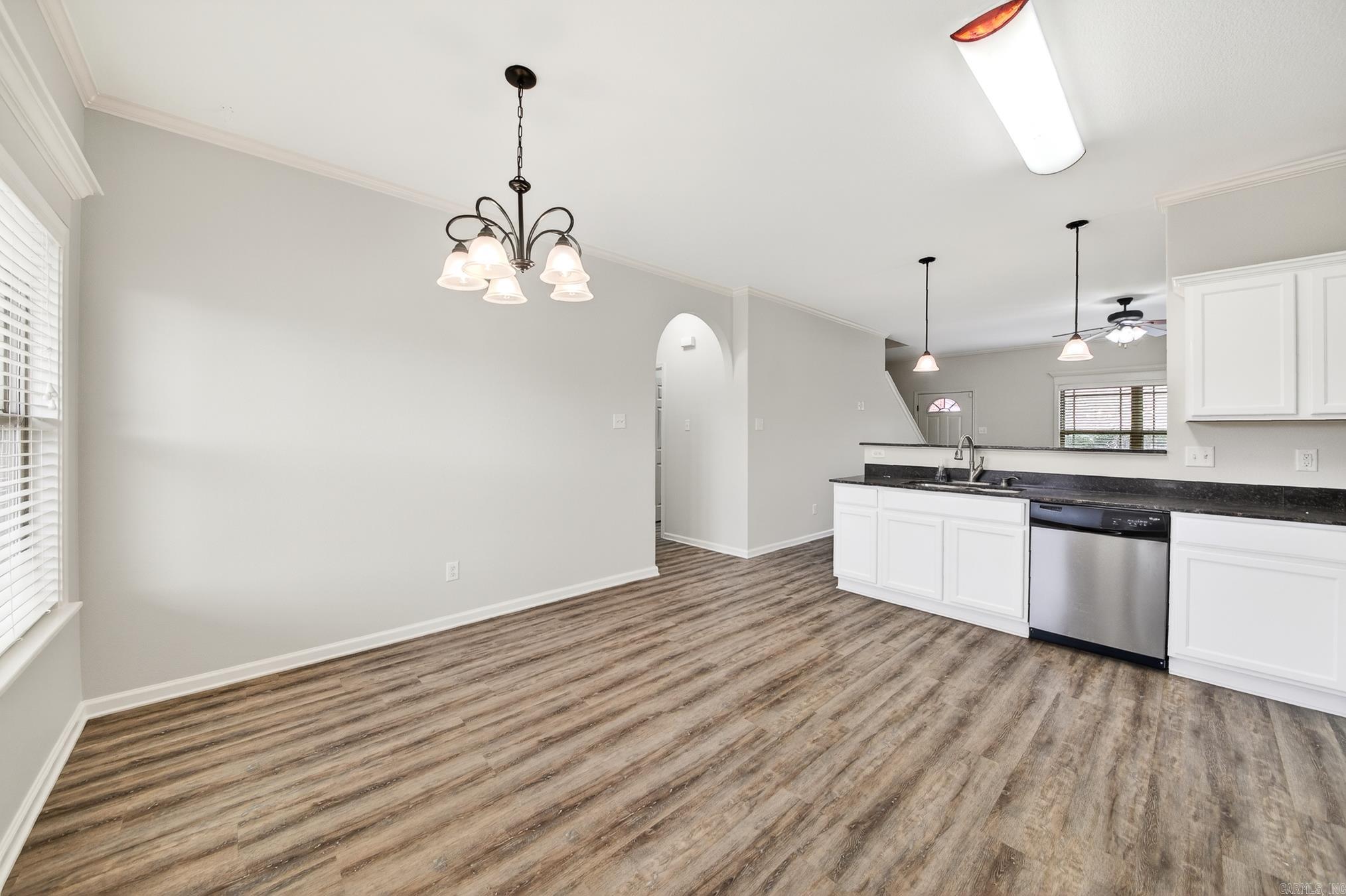 72 Earnhardt  Cabot, AR