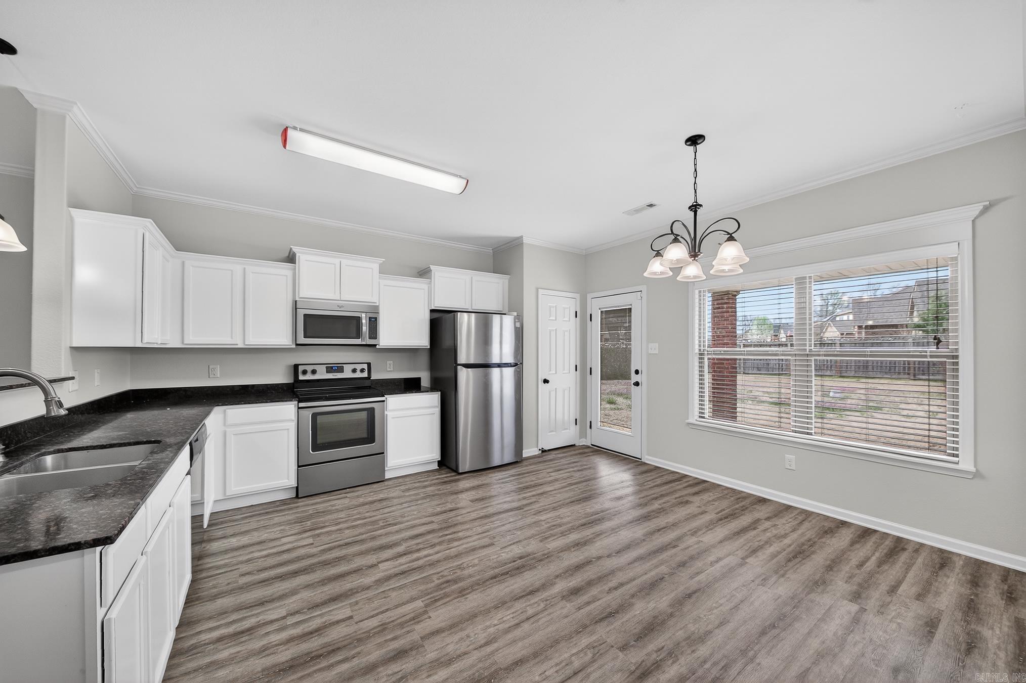 72 Earnhardt  Cabot, AR