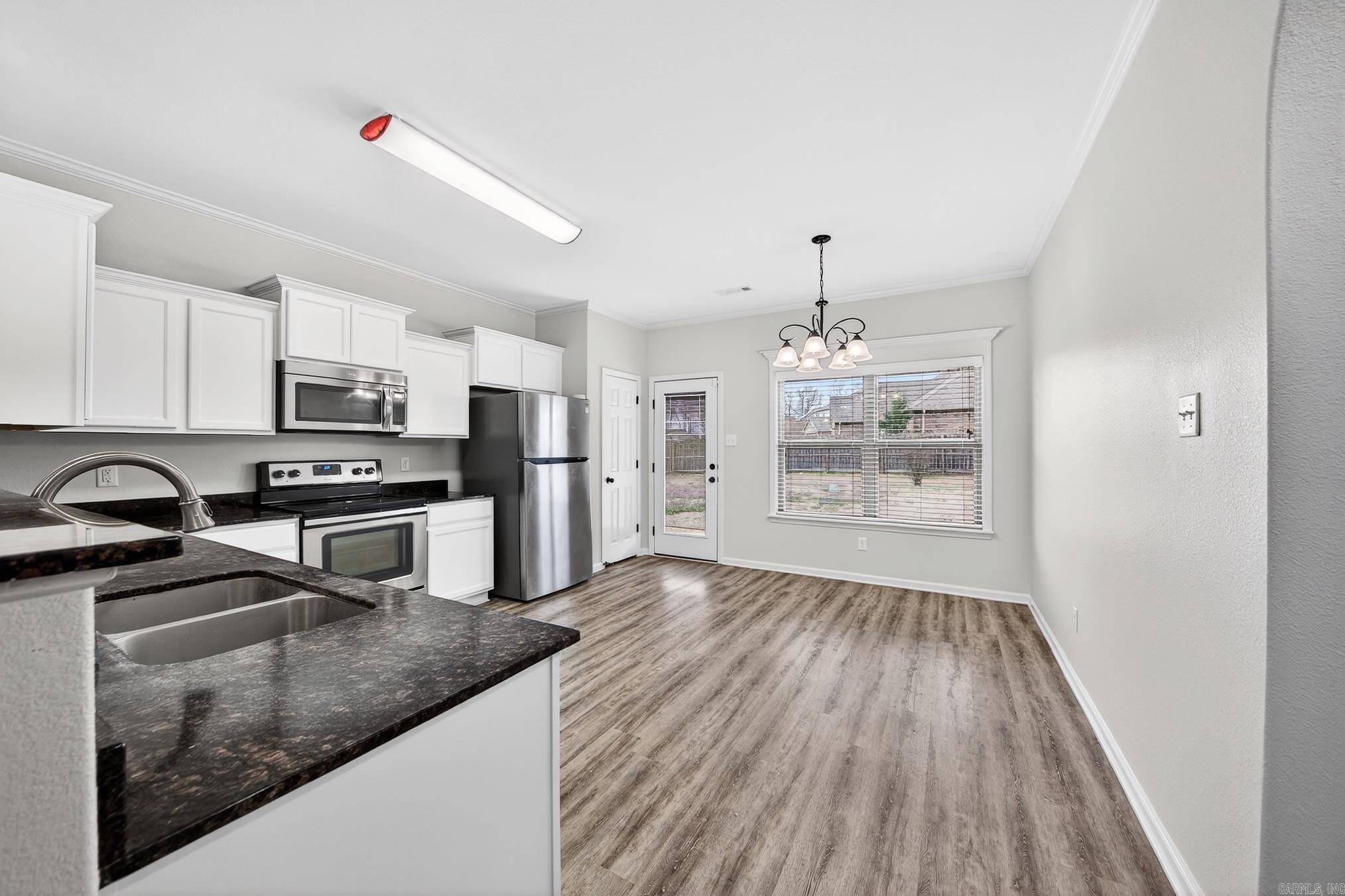 72 Earnhardt  Cabot, AR